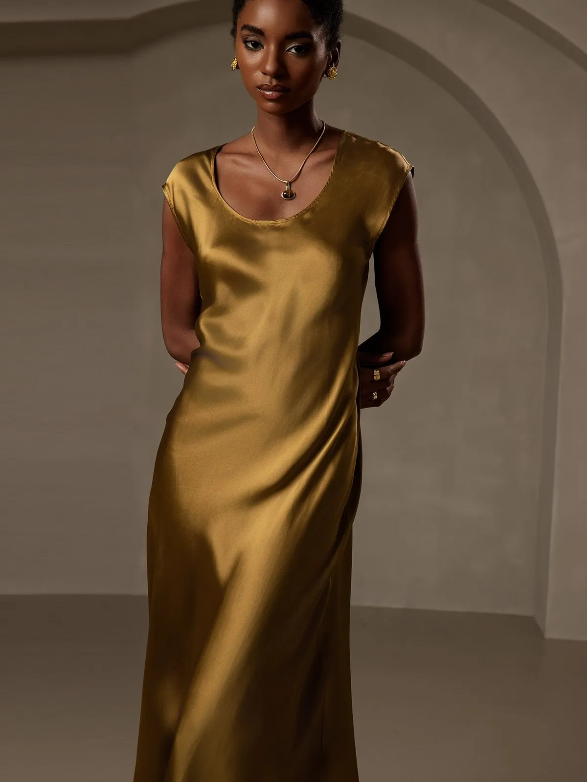 19Momme Silk Cap Sleeve Round Neck Midi Dress sold by SilkSilky product image thumbnail 3