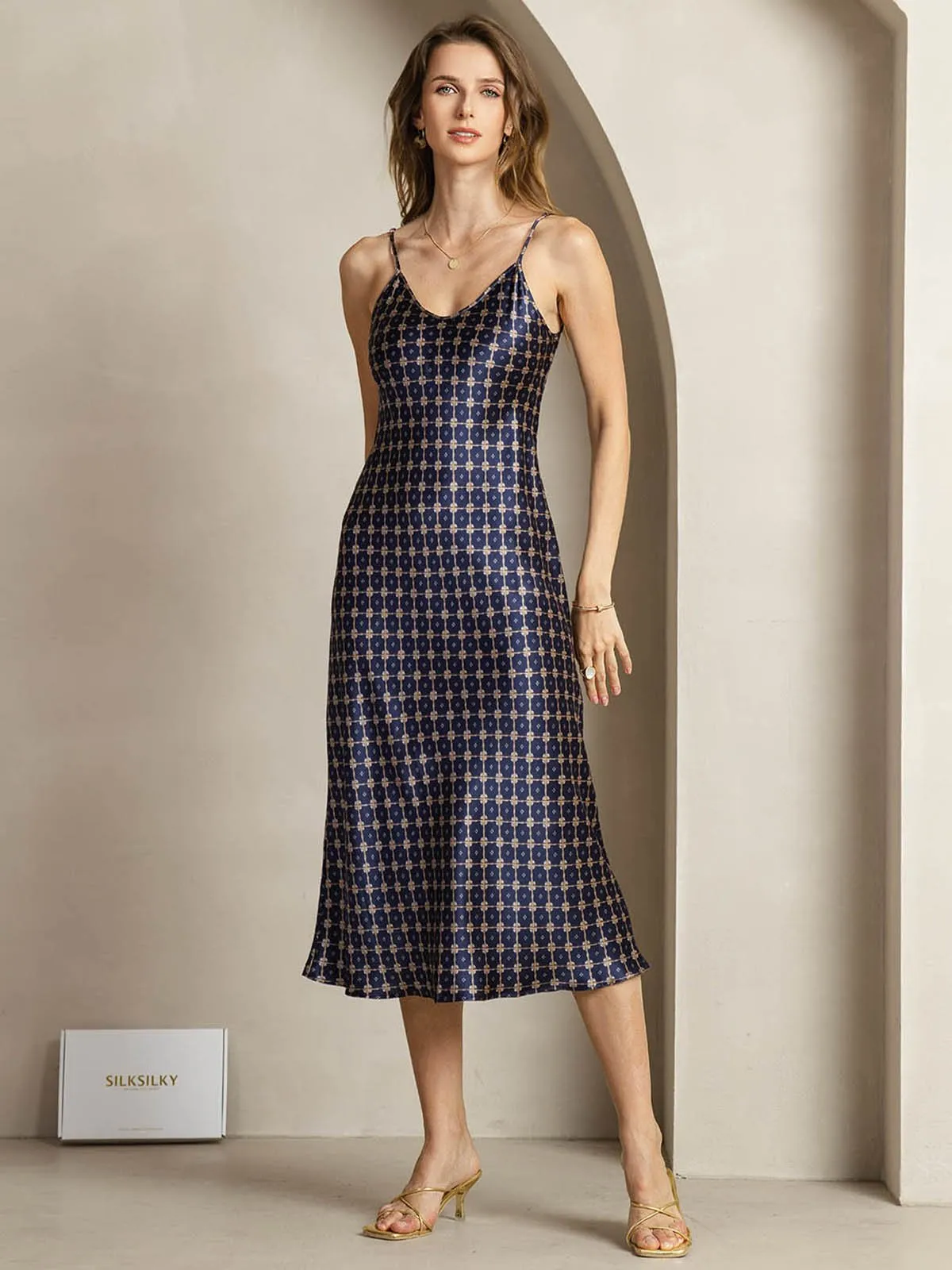 19Momme Silk Navy Chain Print V Neck Adjustable Strap Midi Dress sold by SilkSilky product image thumbnail 4