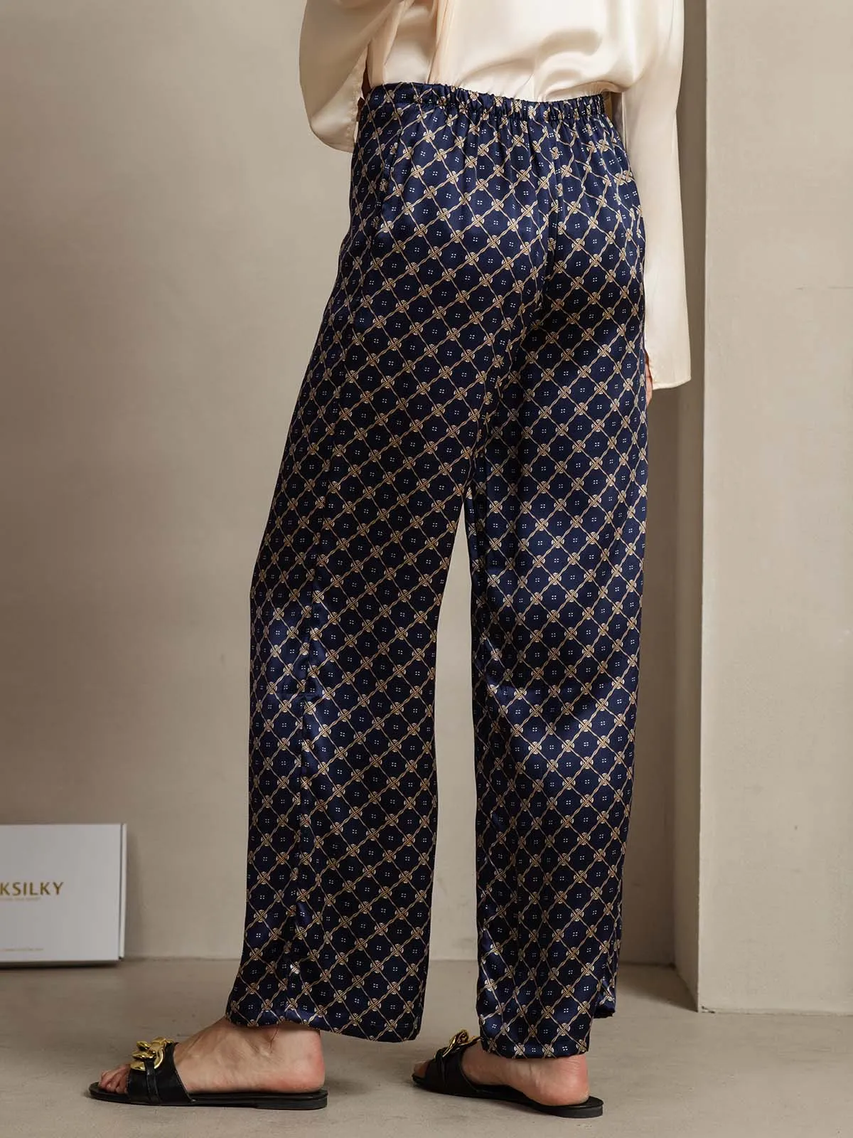 19Momme Silk Navy Chain Print Wide Leg Women's Pants With Side Pockets Design sold by SilkSilky product image thumbnail 2