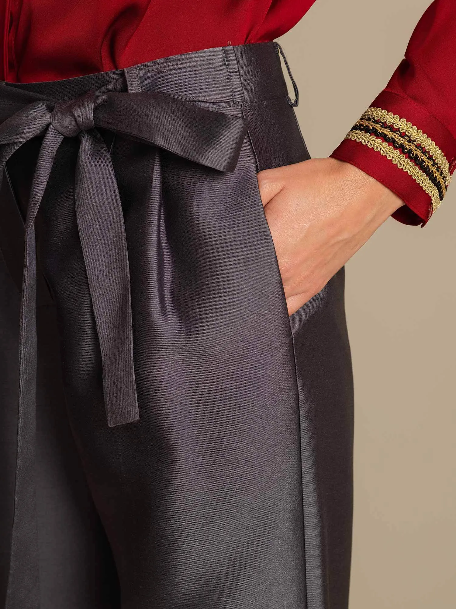 32Momme Silk-Wool Blend High Waist Skinny Cropped Women's Pants with Tie Waist Design sold by SilkSilky product image thumbnail 4