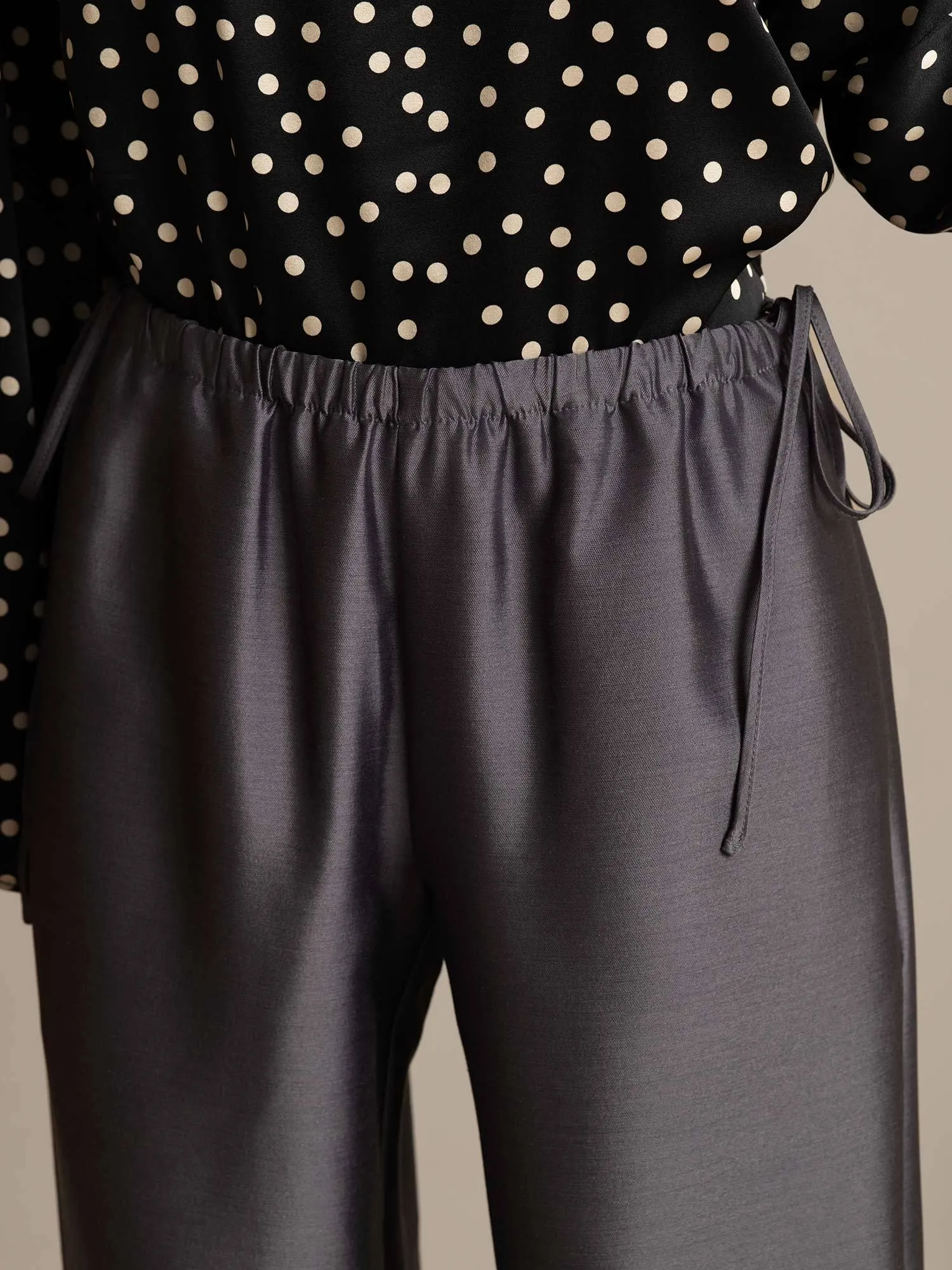 32Momme Silk-Wool Blend Straight Fit Women's Pants with Drawstring Side Pockets Design sold by SilkSilky product image thumbnail 4