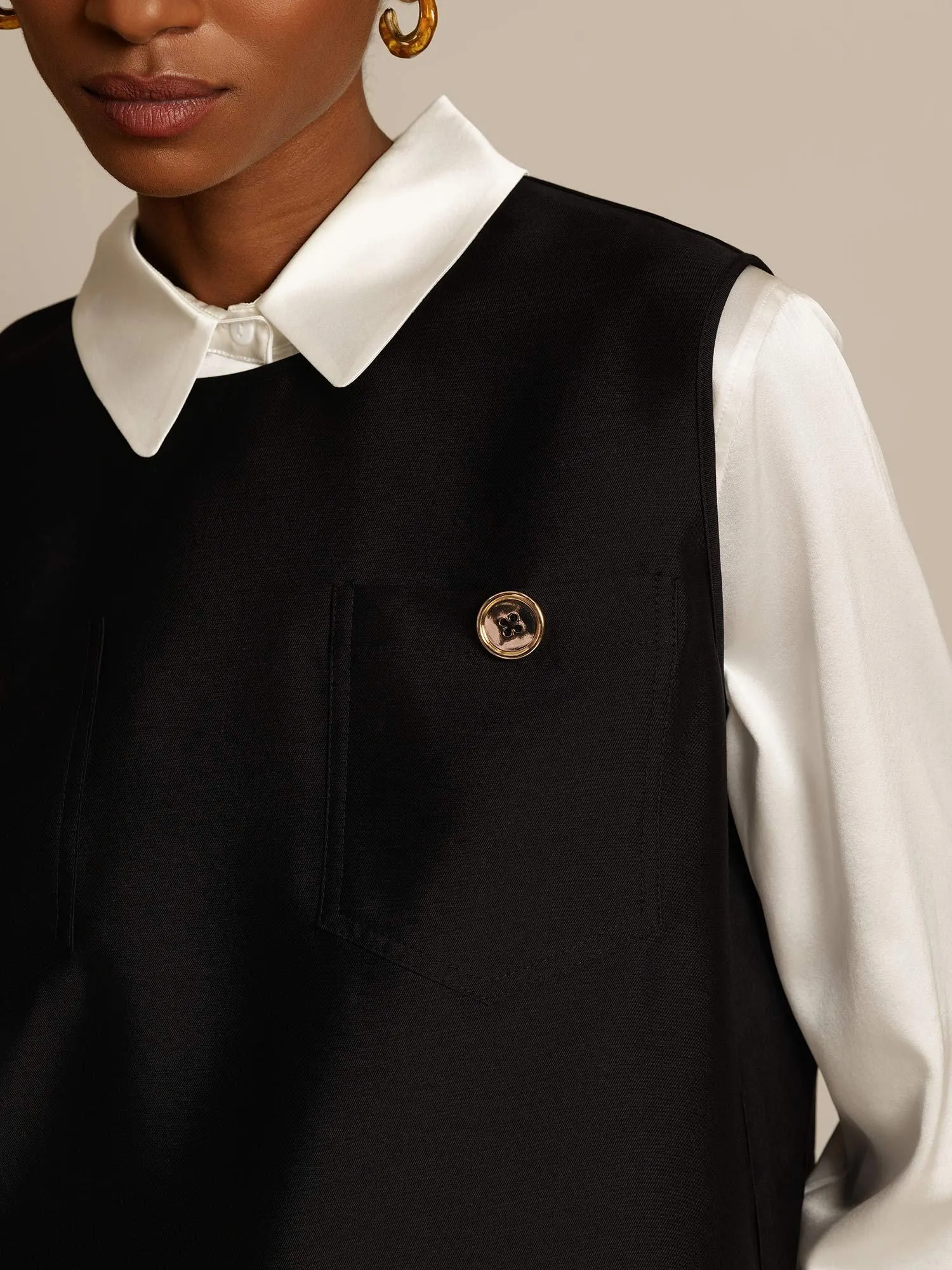 32Momme Silk-Wool Blend Women's Vest with Button Pocket Design sold by SilkSilky product image thumbnail 4