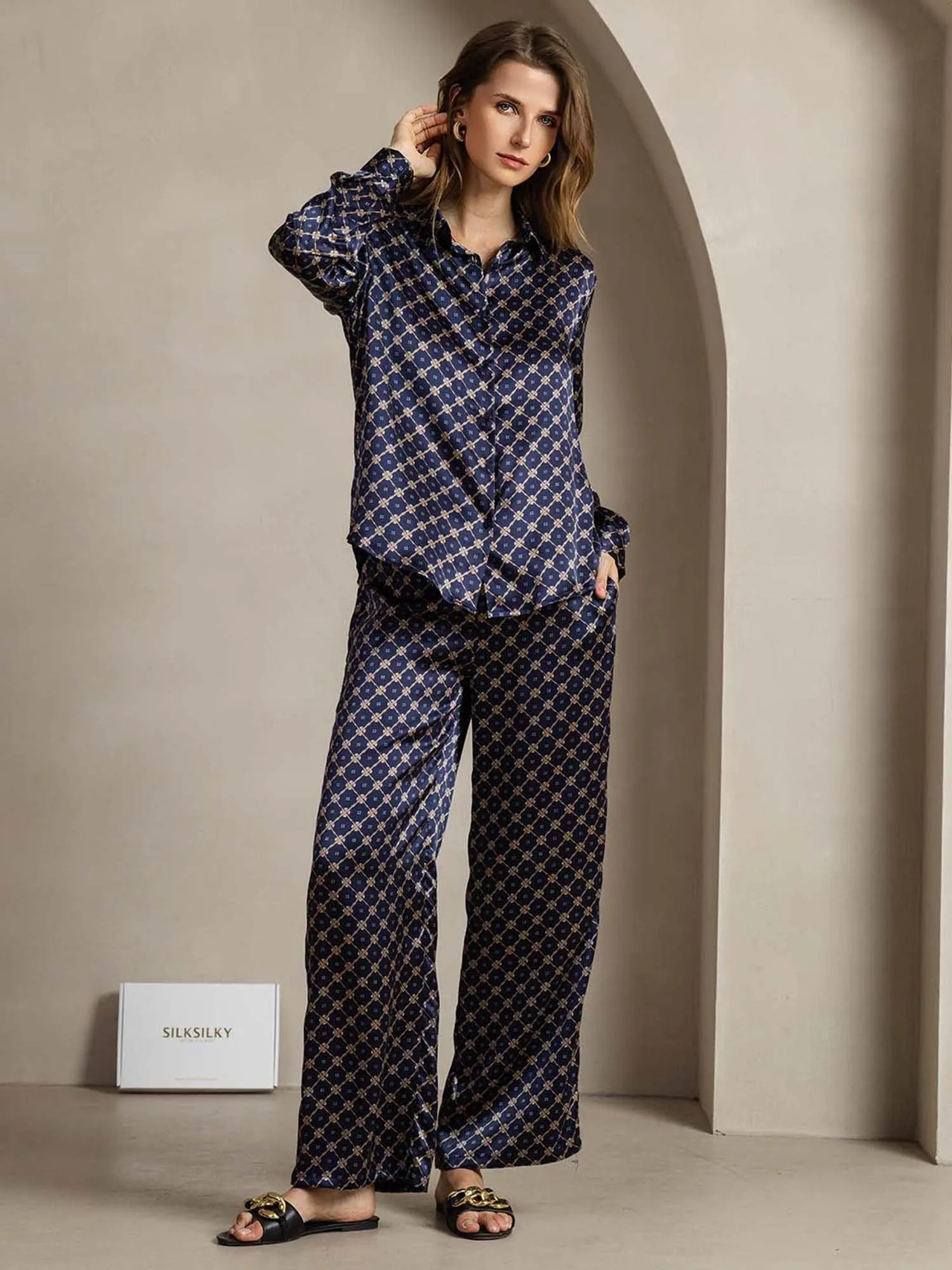 19Momme Women's Silk Navy Chain Print Button-Up Shirt & Wide-Leg Pants Set sold by SilkSilky product image thumbnail 3