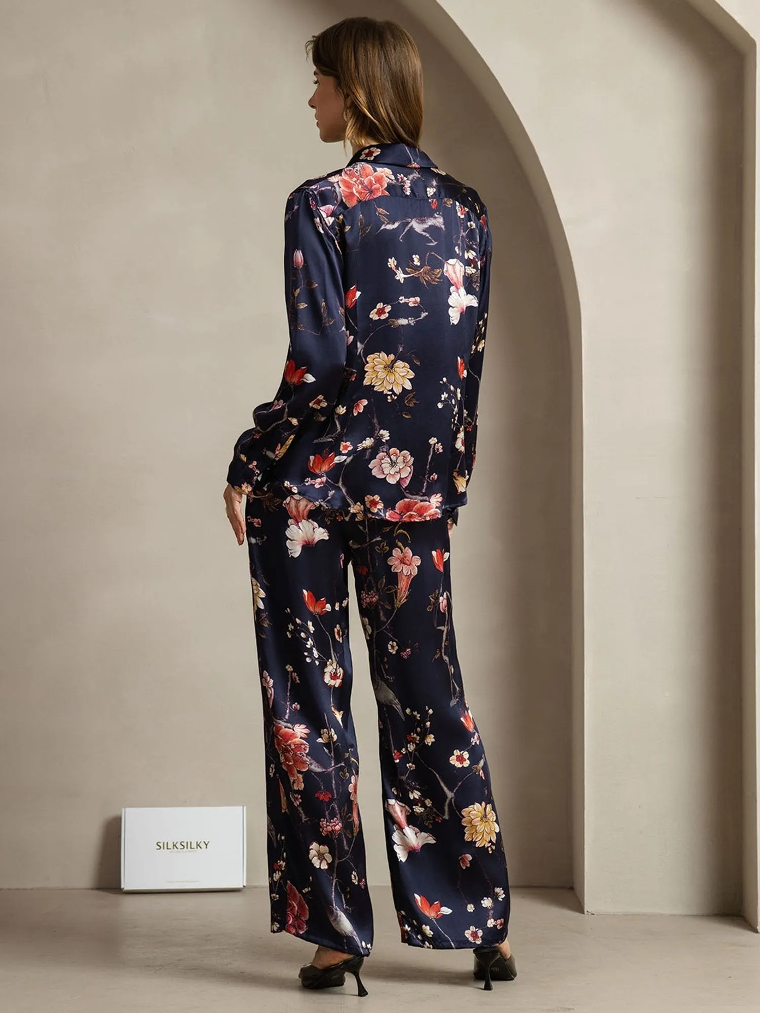 19Momme Women's Silk Navy Floral Print Button-Up Shirt & Wide-Leg Pants Set sold by SilkSilky product image thumbnail 2