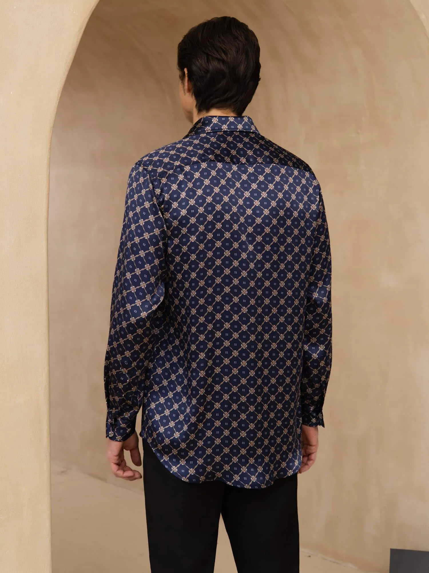Pure Silk Men's Long Sleeve Lapel Collar Chain Print Shirt sold by SilkSilky product image thumbnail 2