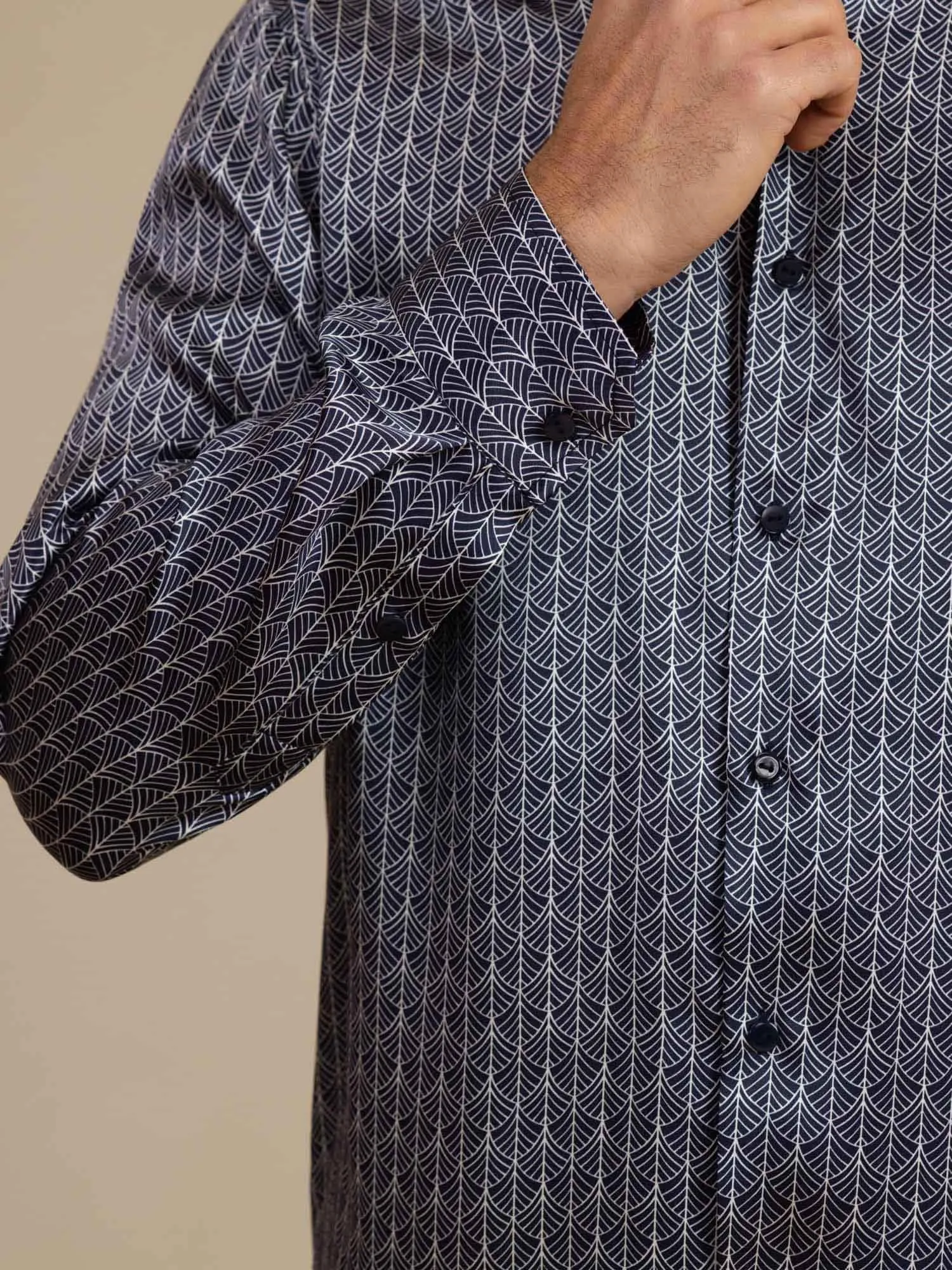 Pure Silk Men's Long Sleeve Lapel Collar Ginkgo Print Shirt sold by SilkSilky product image thumbnail 5