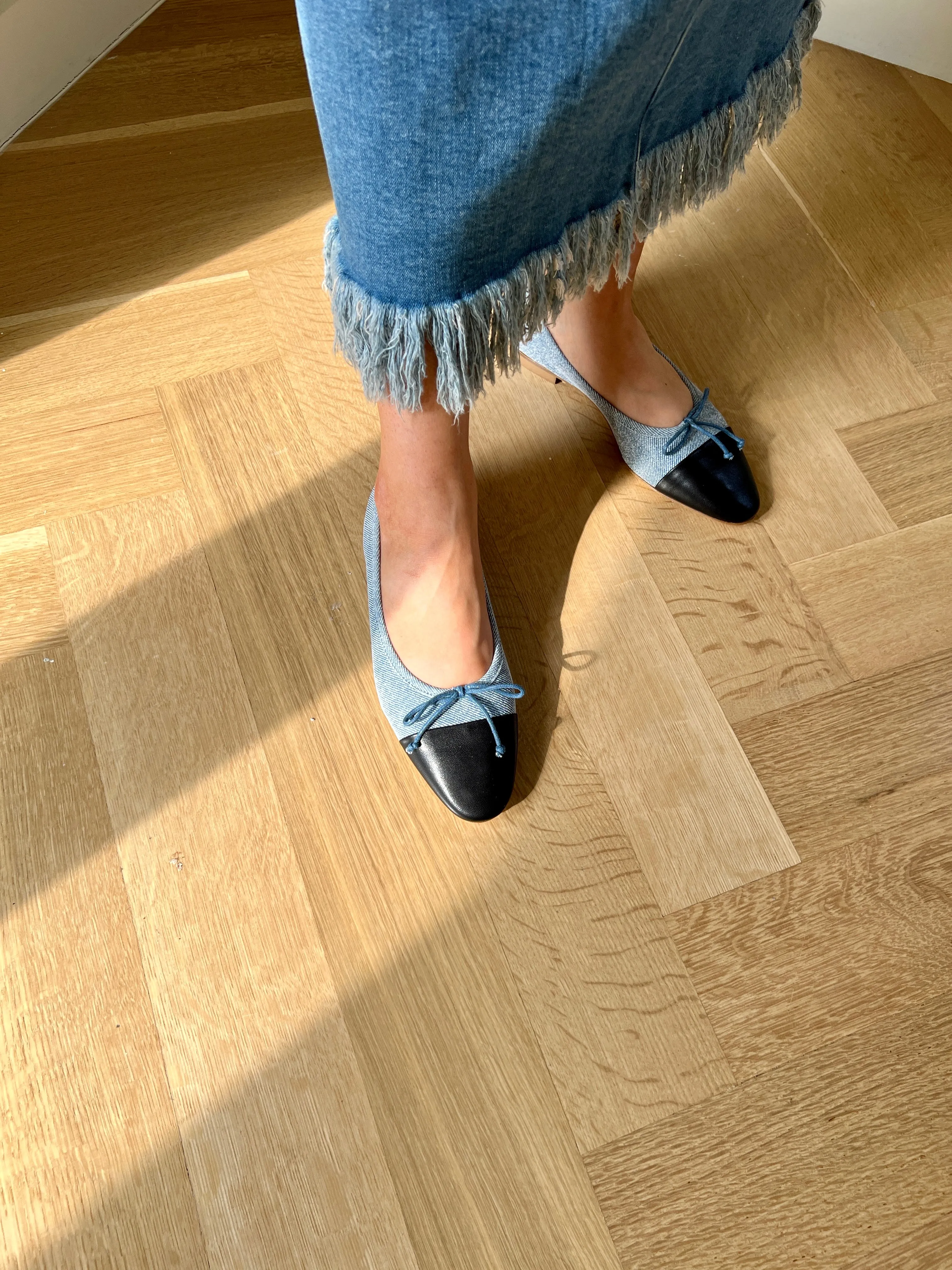 Como - Denim/Black sold by A.Soliani product image thumbnail 3