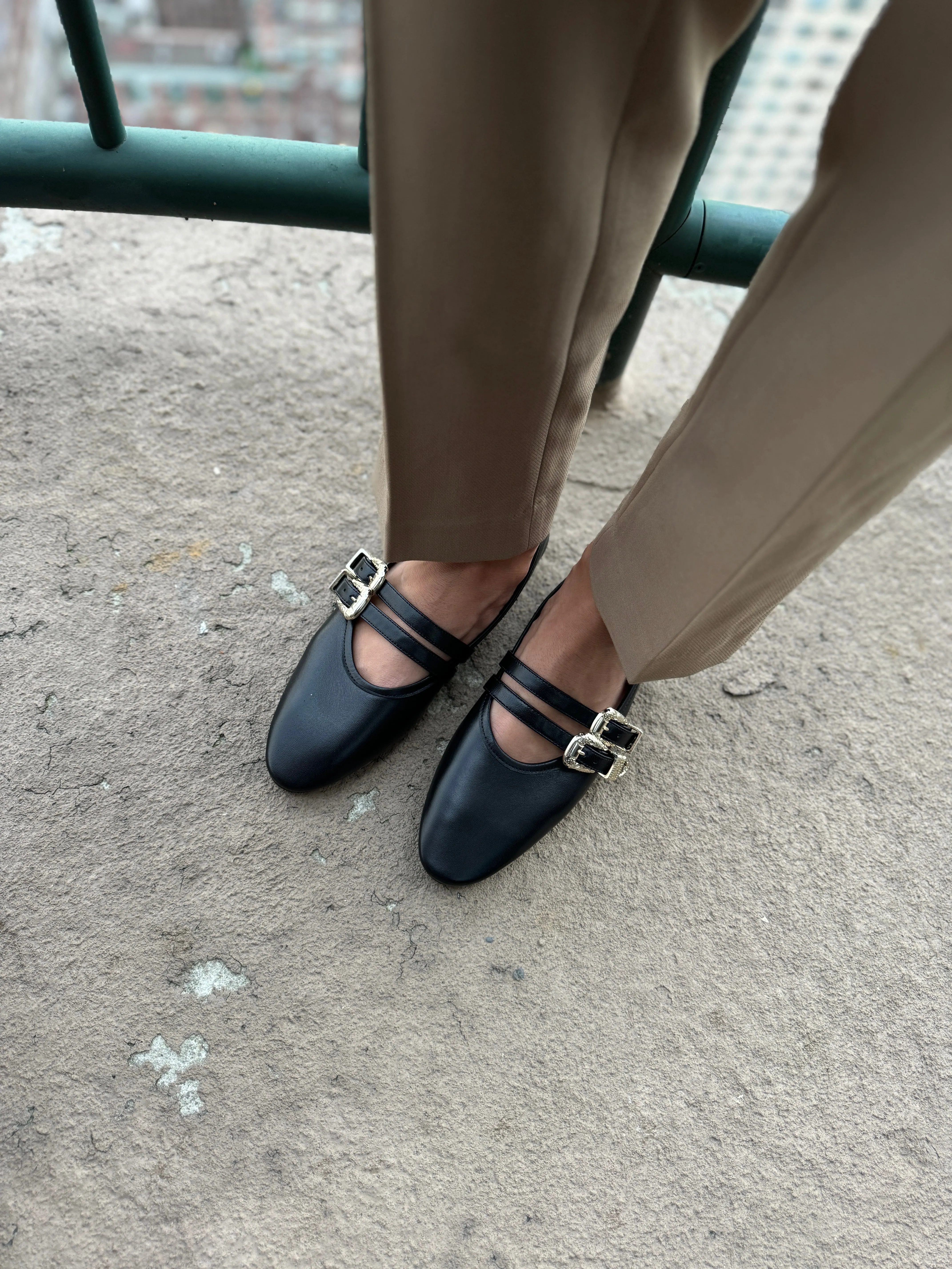 Udine Black Leather sold by A.Soliani product image thumbnail 3