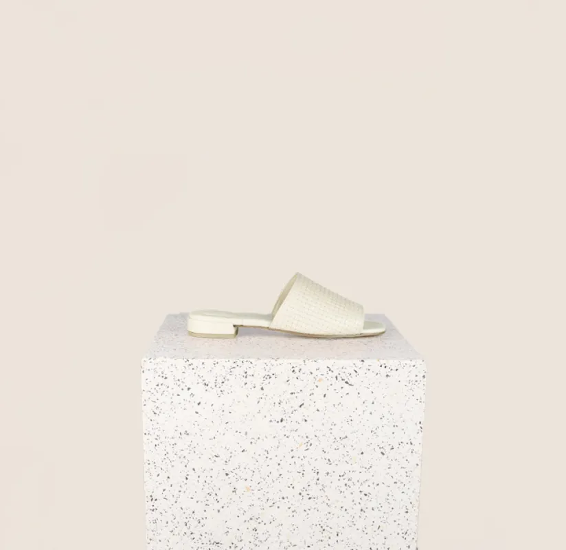 Fiore - Ivory Cassette sold by A.Soliani