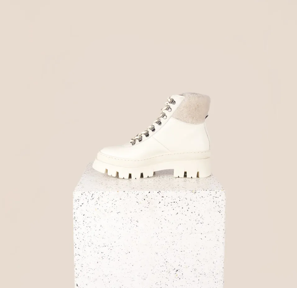 Moena - Oat Leather/Shearling SAMPLE SALE - FINAL SALE sold by A.Soliani product image thumbnail 3