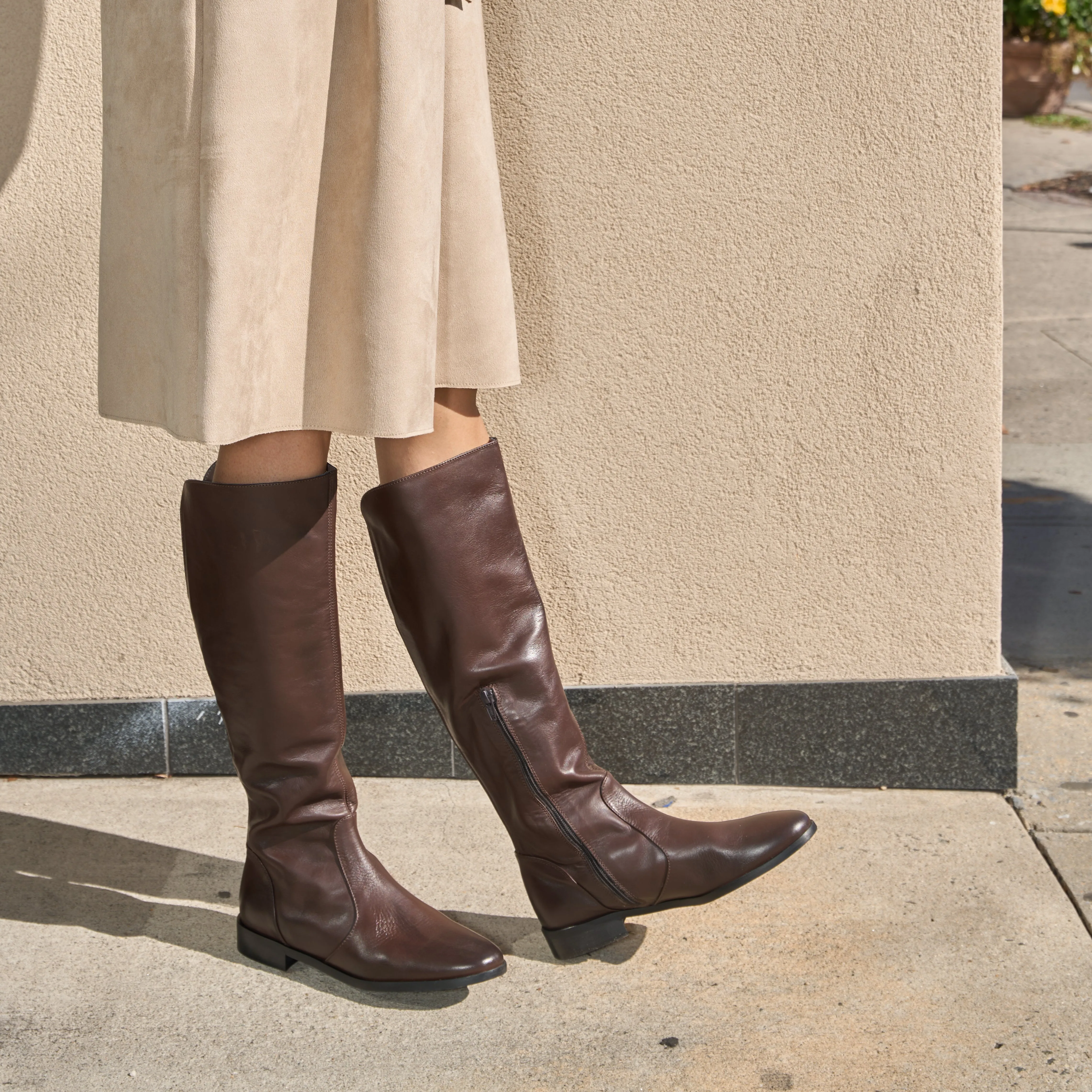 Vittoria - Chocolate Leather SAMPLE SALE - FINAL SALE sold by A.Soliani product image thumbnail 3