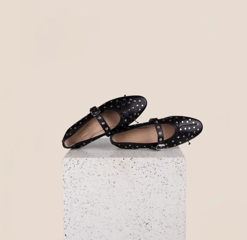 Como Buckle - Black Studs sold by A.Soliani