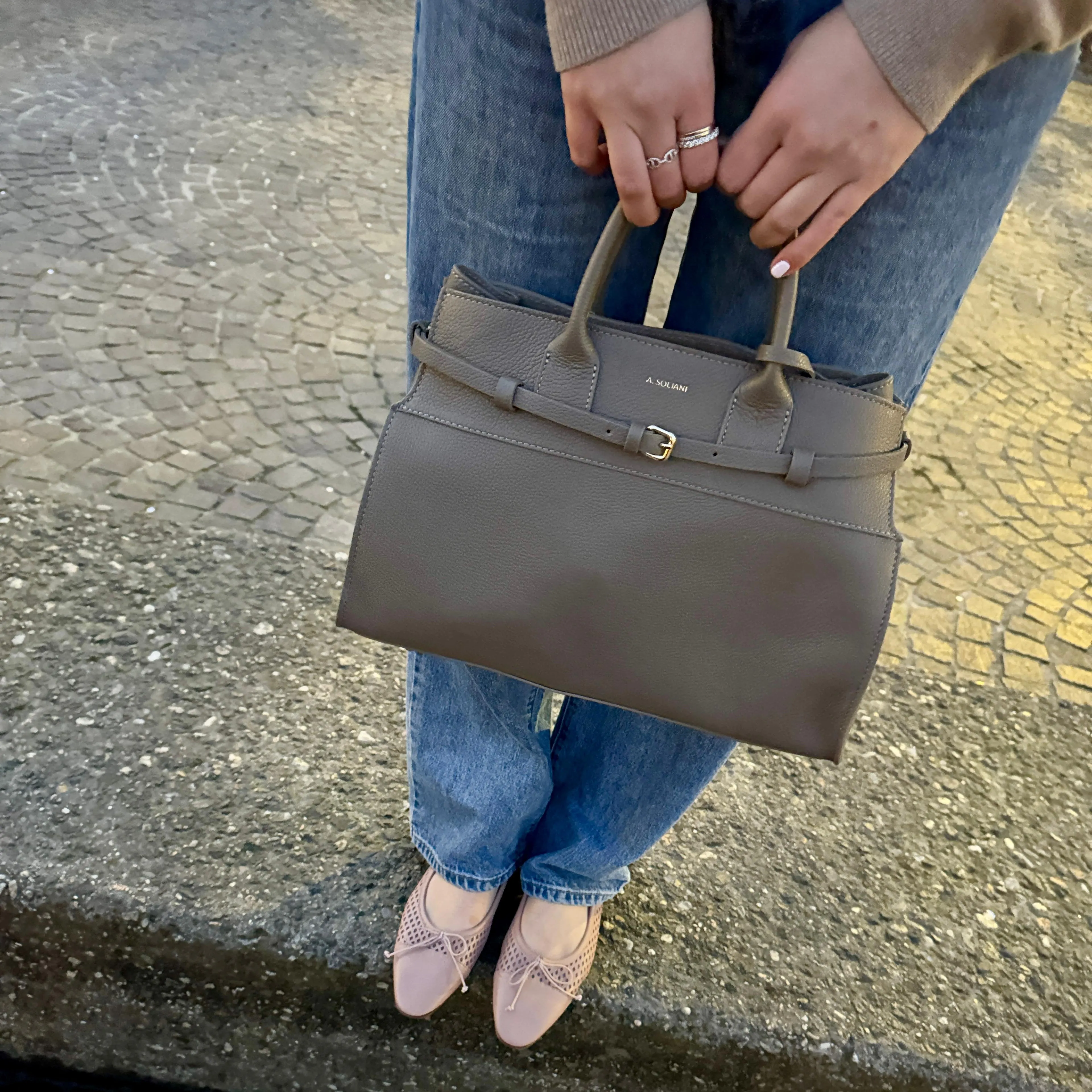 Brera Grande - Taupe sold by A.Soliani product image thumbnail 2