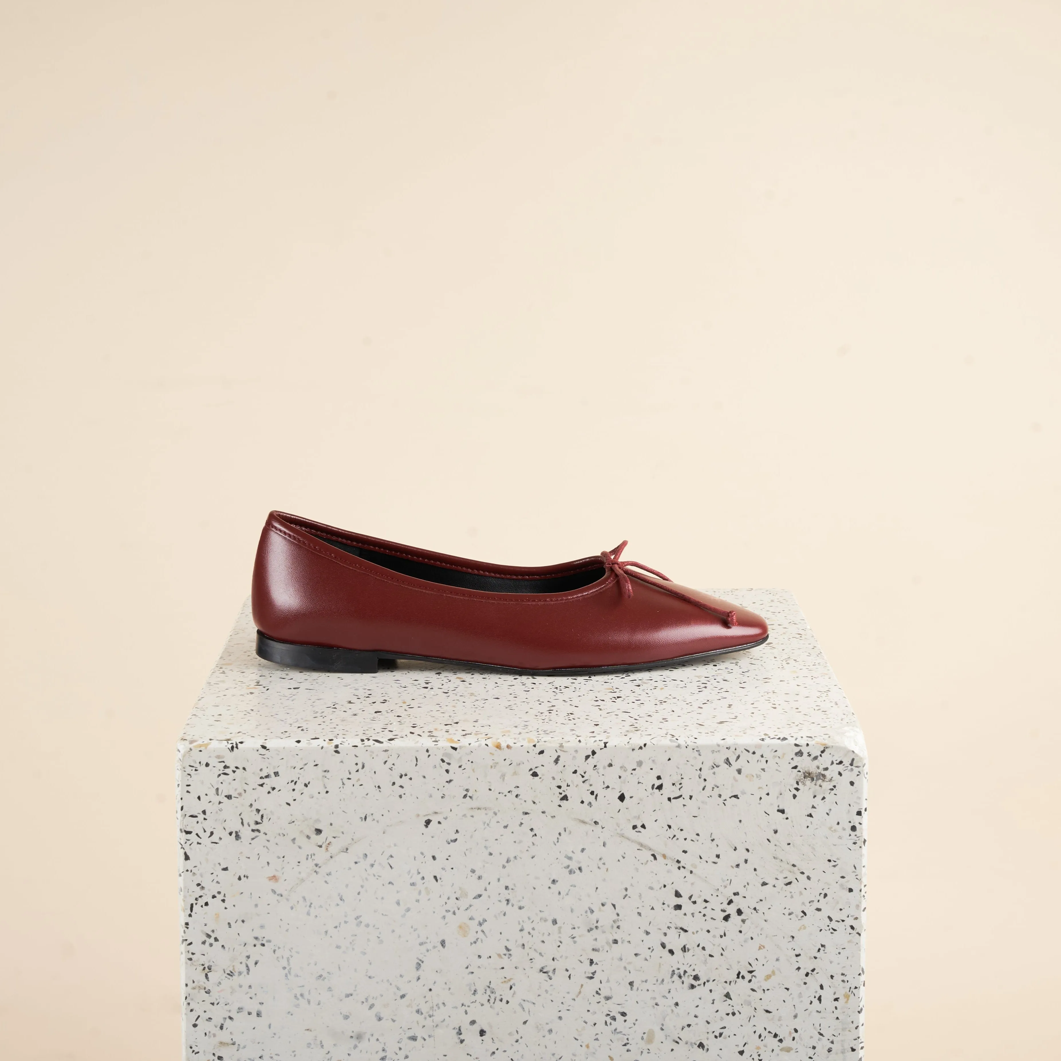 Como - Bordeaux sold by A.Soliani product image thumbnail 3