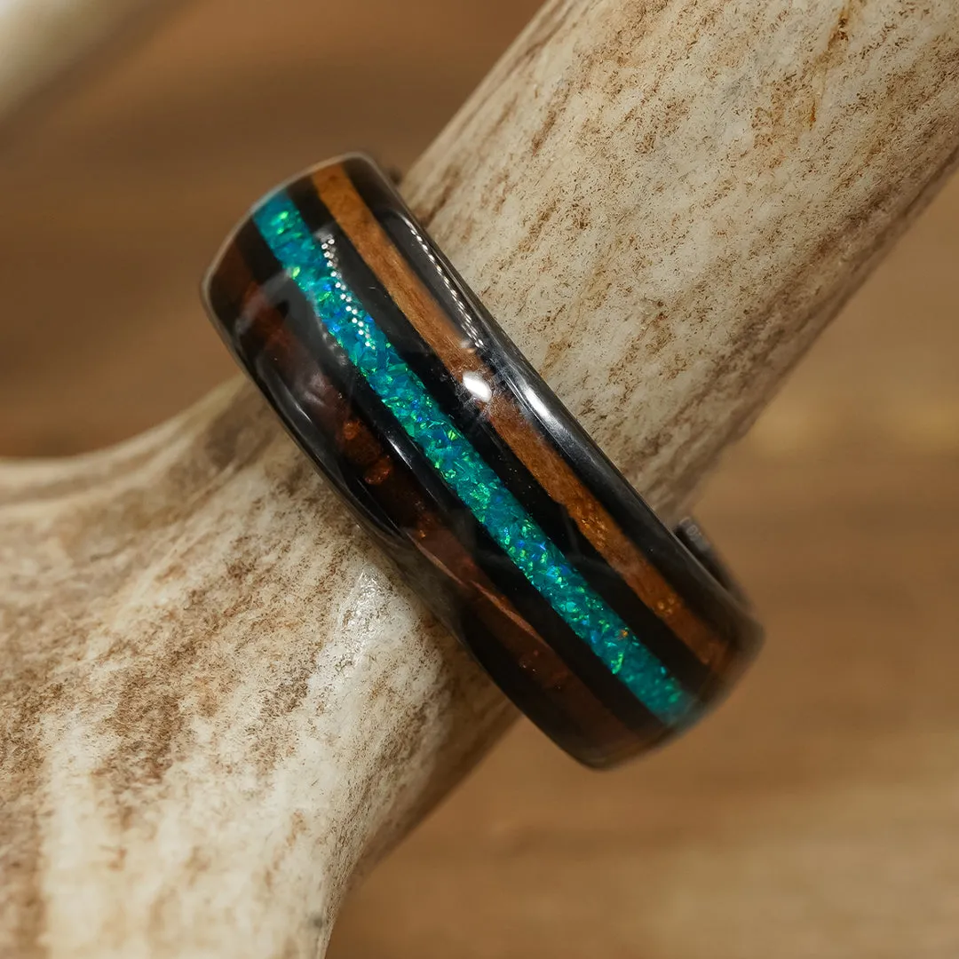 The El Capitan sold by Antler Rings product image thumbnail 3