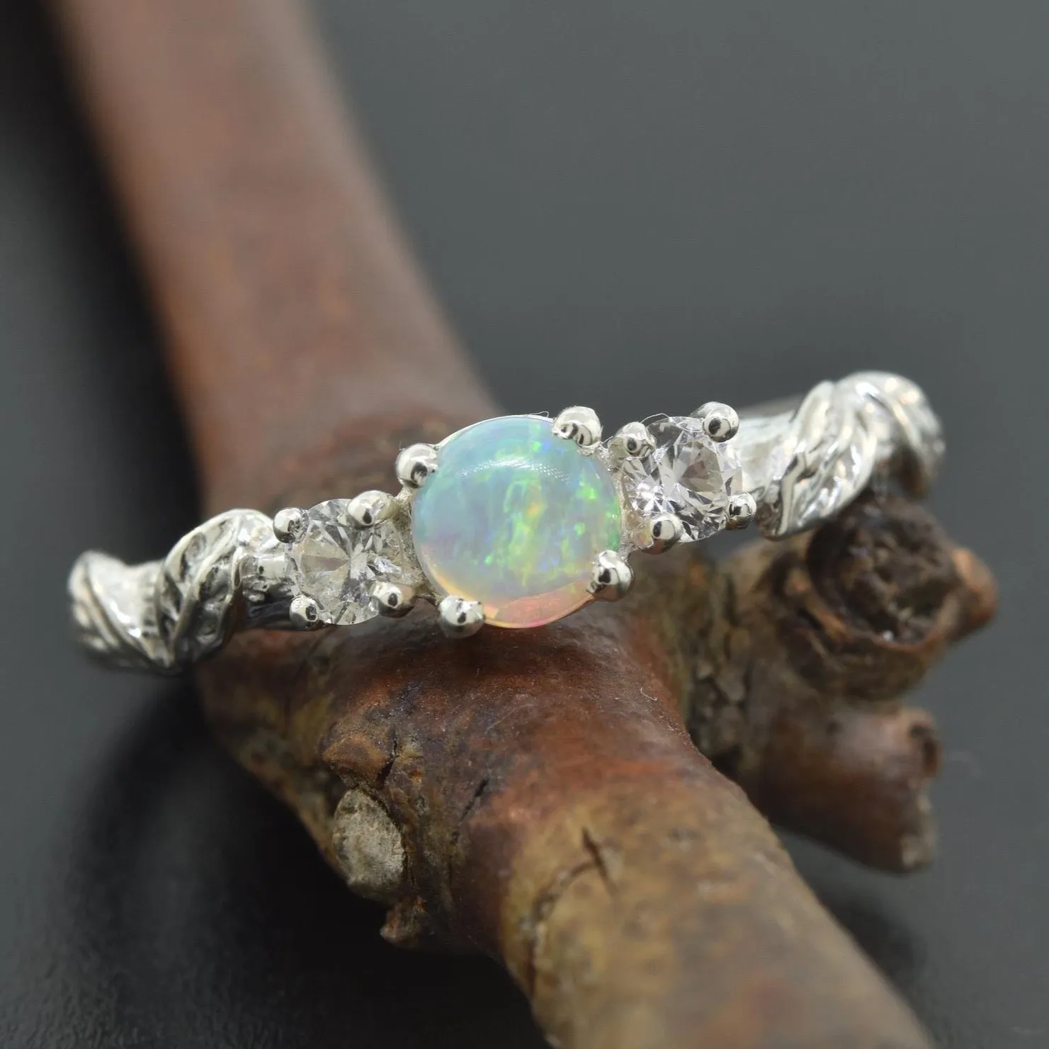 The Sadie sold by Antler Rings product image thumbnail 4