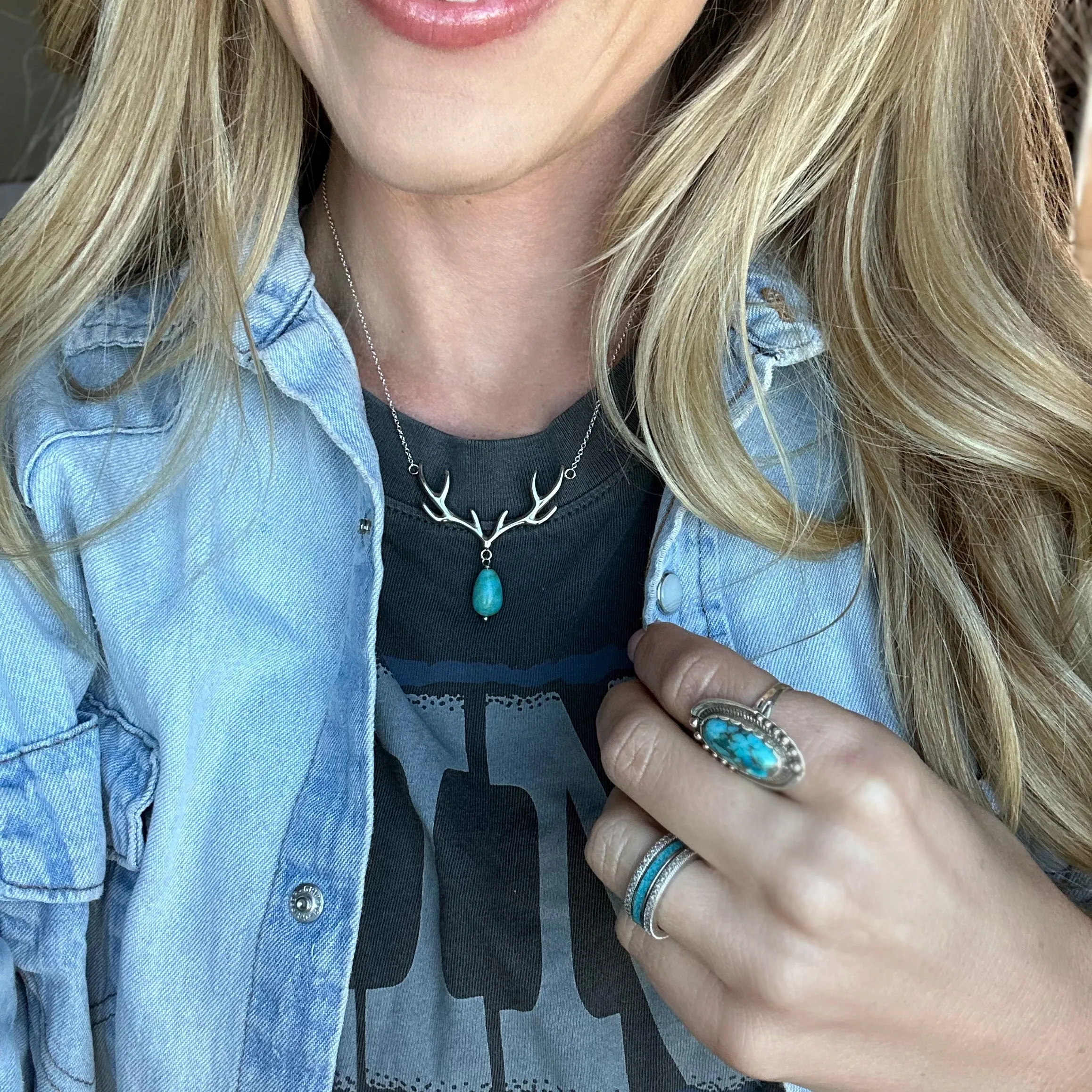 The Liston sold by Antler Rings product image thumbnail 2