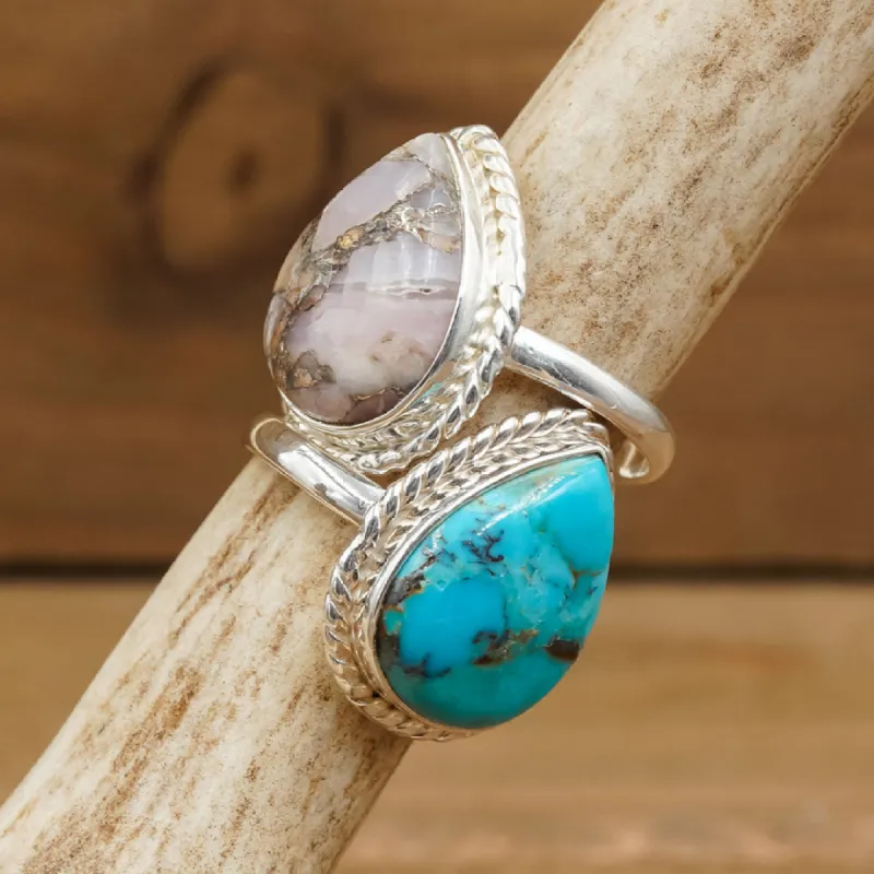 The Loretta sold by Antler Rings