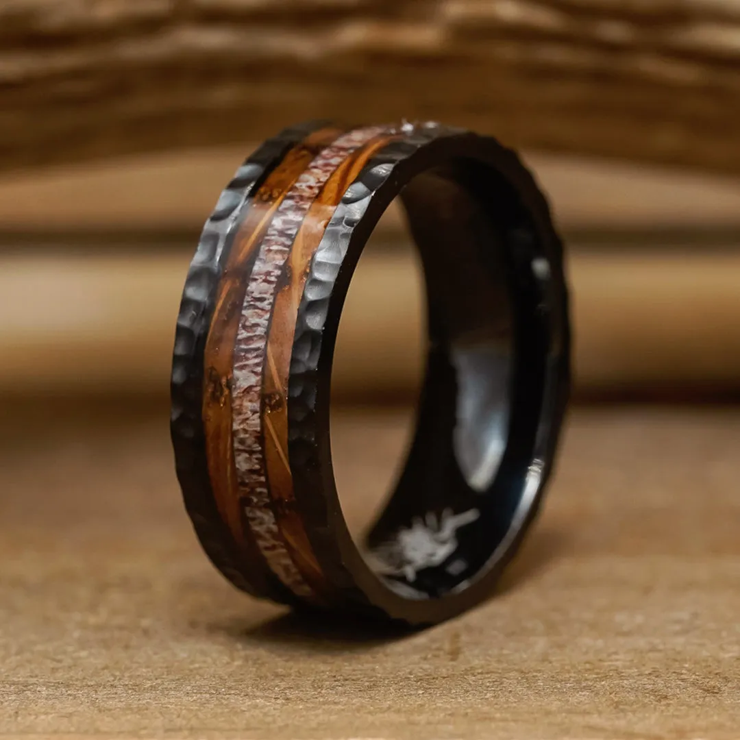 The Gifford sold by Antler Rings