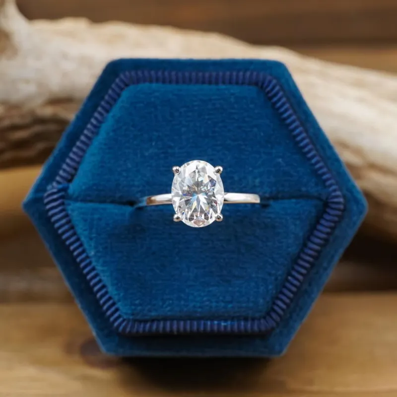 The Azel sold by Antler Rings