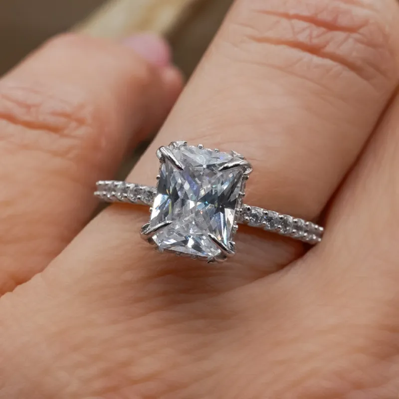 The Selma sold by Antler Rings