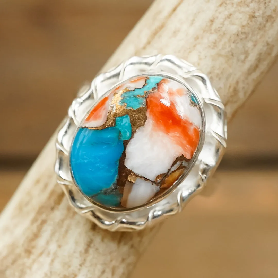 The Martina sold by Antler Rings