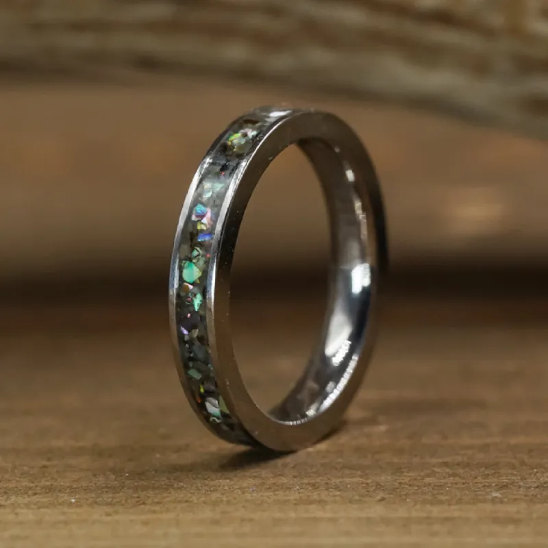 The Aurora sold by Antler Rings