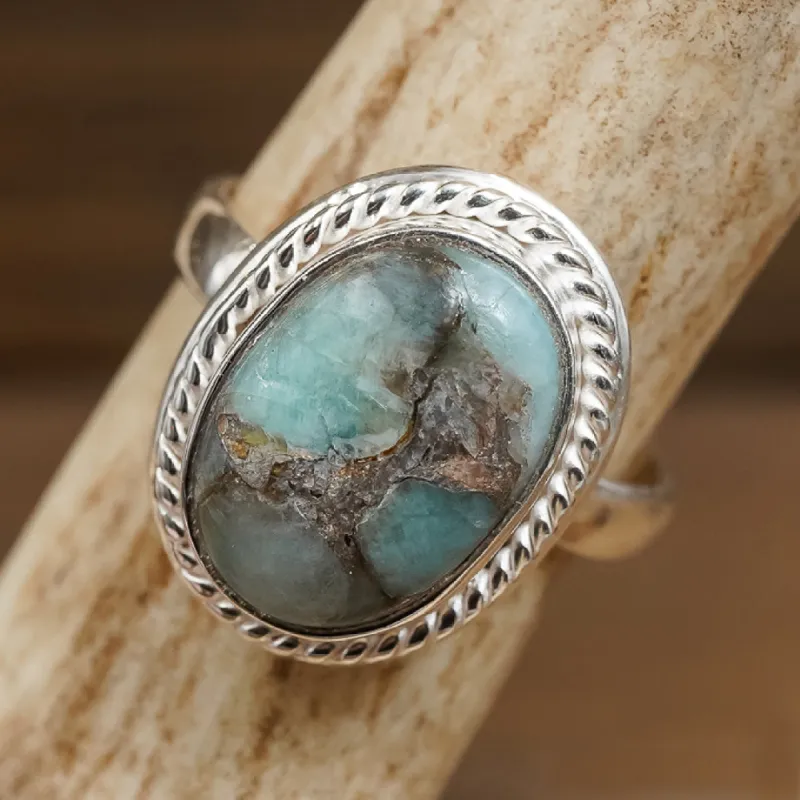 The Trisha sold by Antler Rings