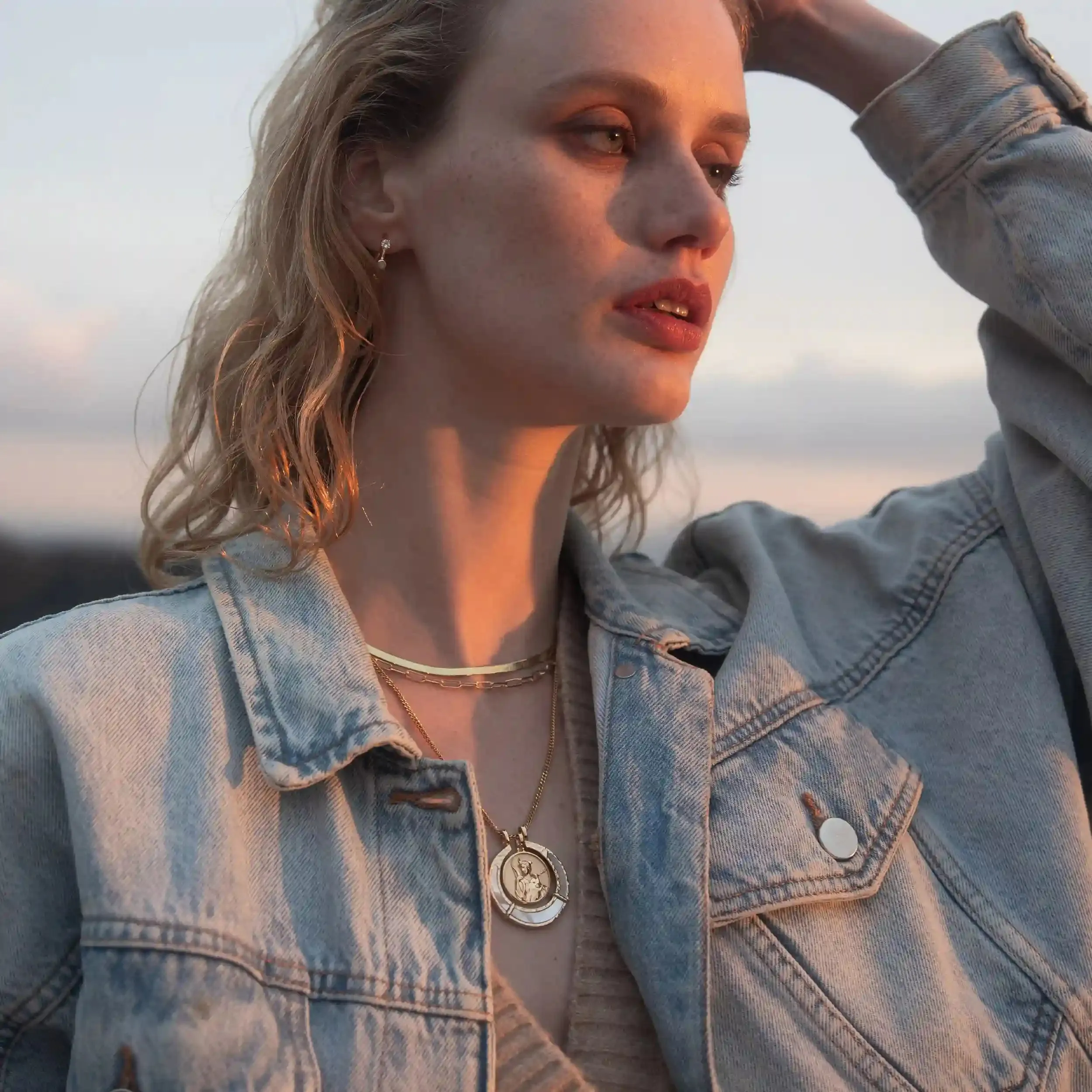 Hunter's Moon Halo Necklace Set sold by Awe Inspired product image thumbnail 4