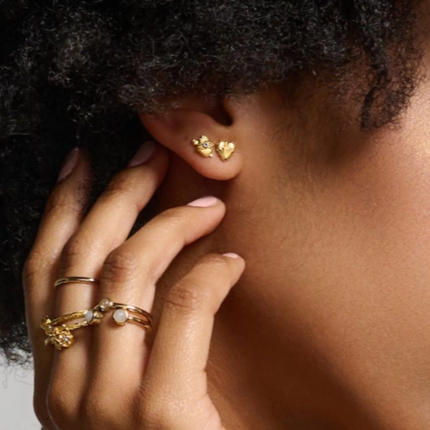 Immaculate Heart Stud sold by Awe Inspired product image thumbnail 2