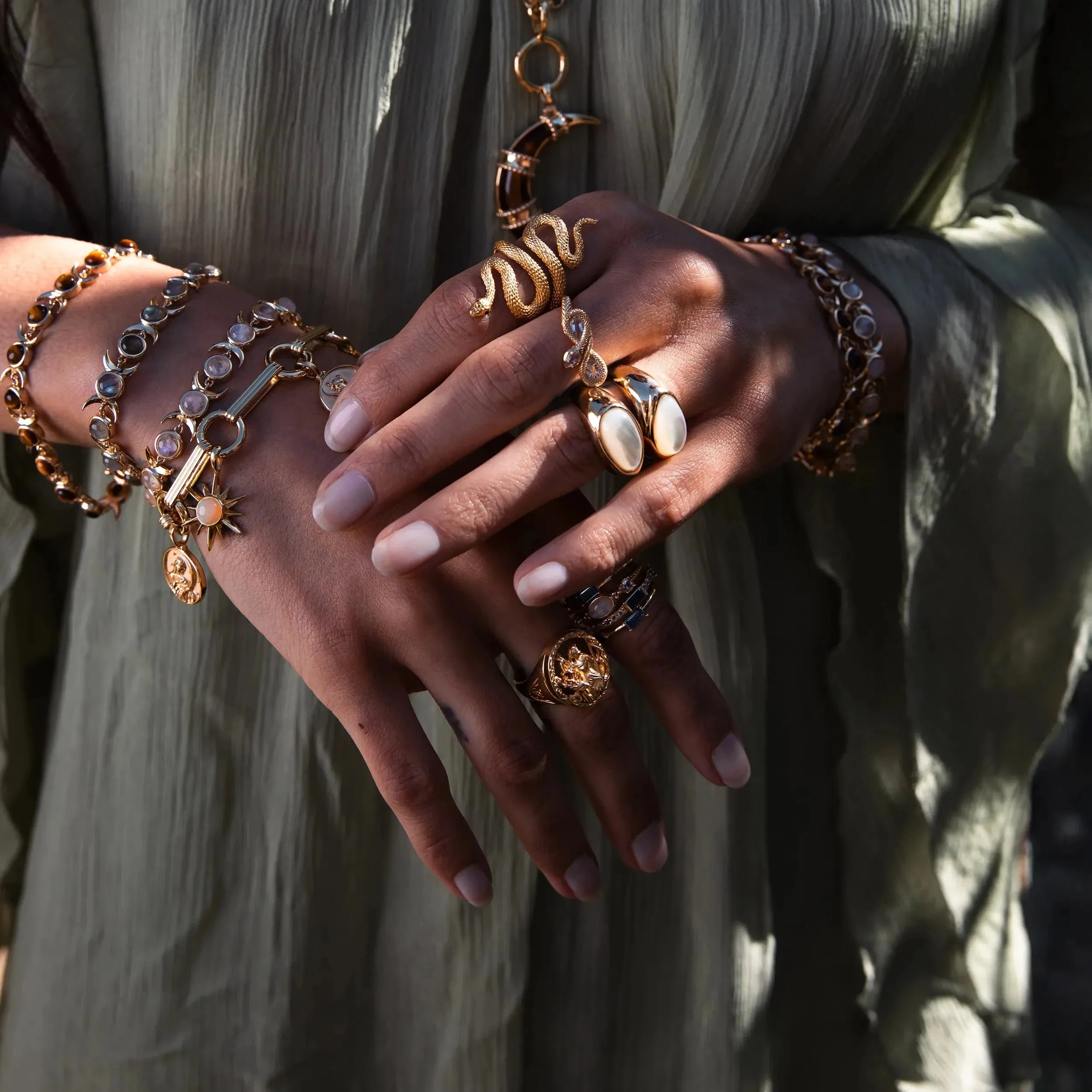 Special Edition Artemis Ring sold by Awe Inspired product image thumbnail 3