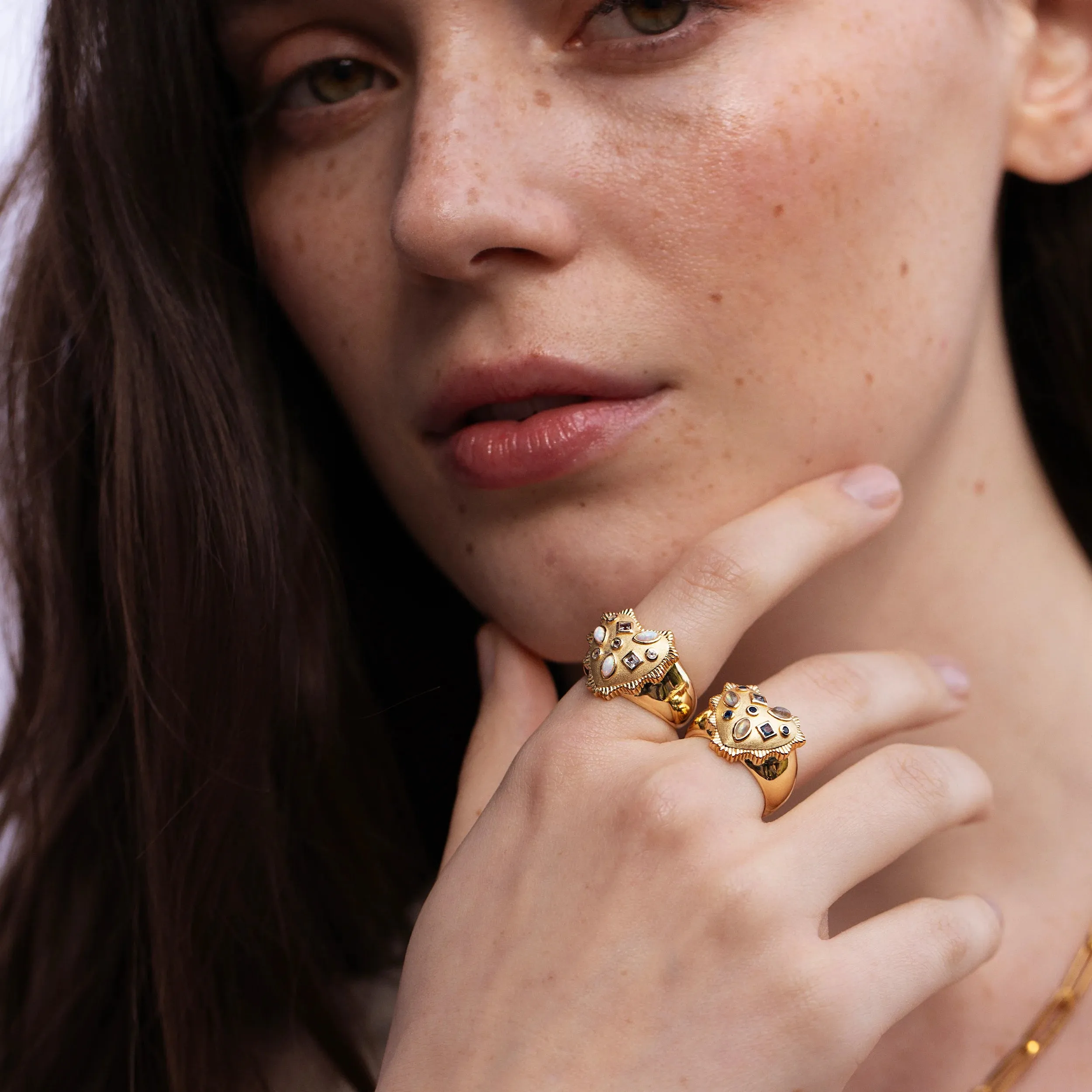 White Radiant Heart Ring sold by Awe Inspired product image thumbnail 2