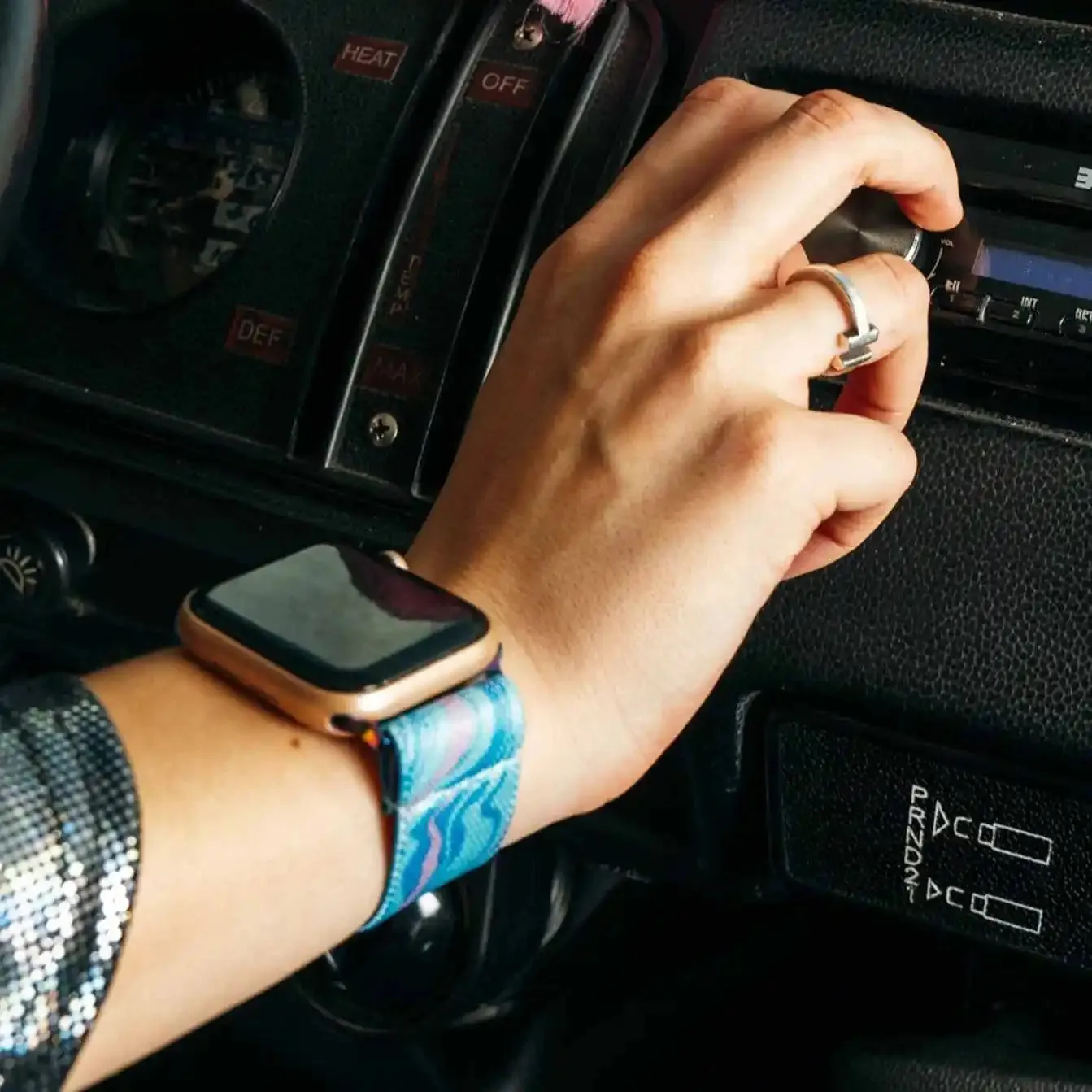 Swirl sold by Braxley Bands product image thumbnail 5