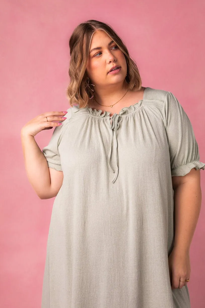Petra Short Sleeve Dress in Green - FINAL SALE sold by Ivy City Co product image thumbnail 5