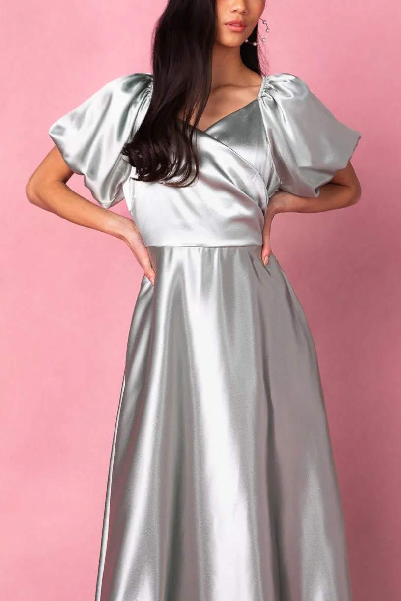 Tessie Dress in Sage sold by Ivy City Co product image thumbnail 3