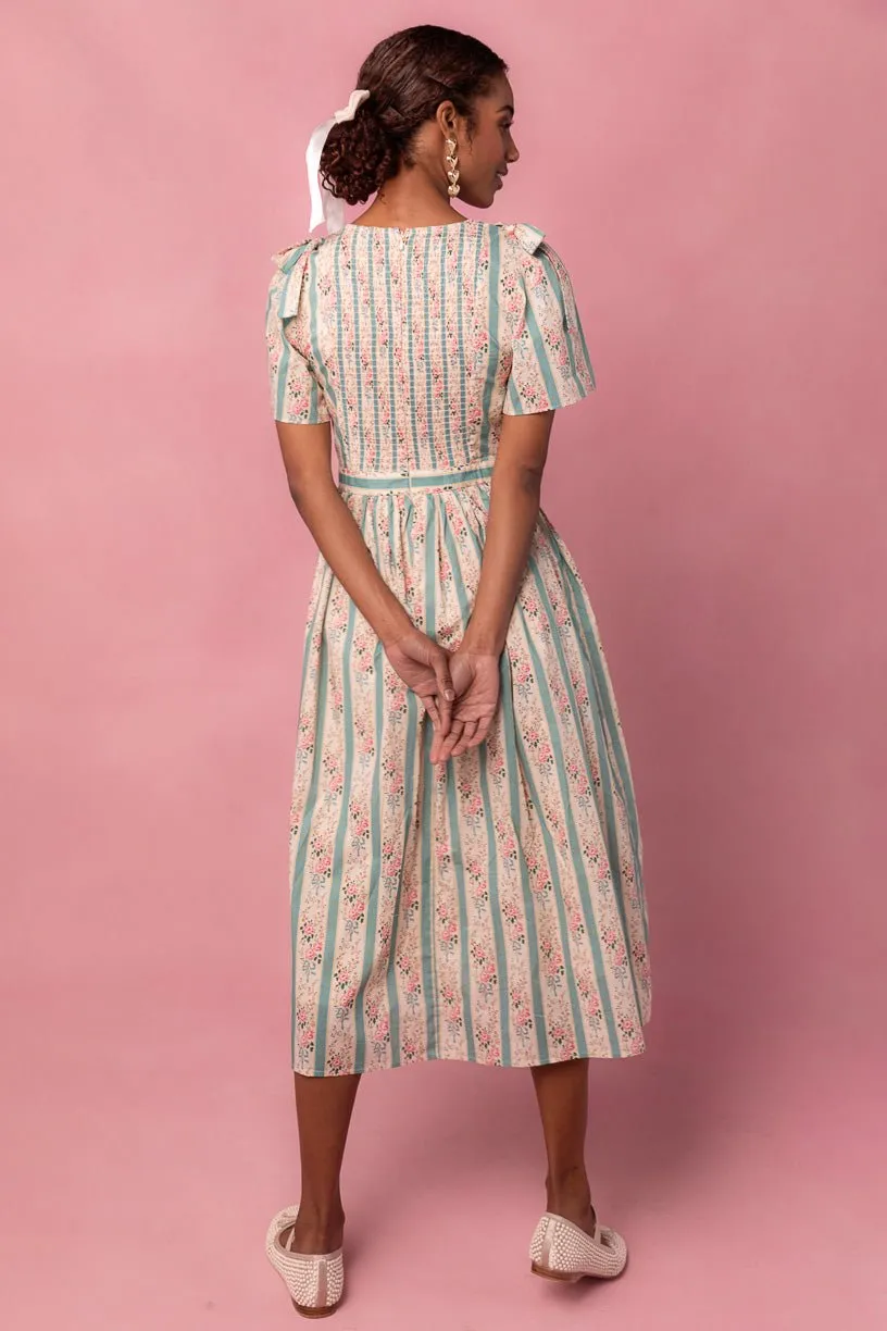 Sonnet Midi Dress in Vintage Rose - FINAL SALE sold by Ivy City Co product image thumbnail 3