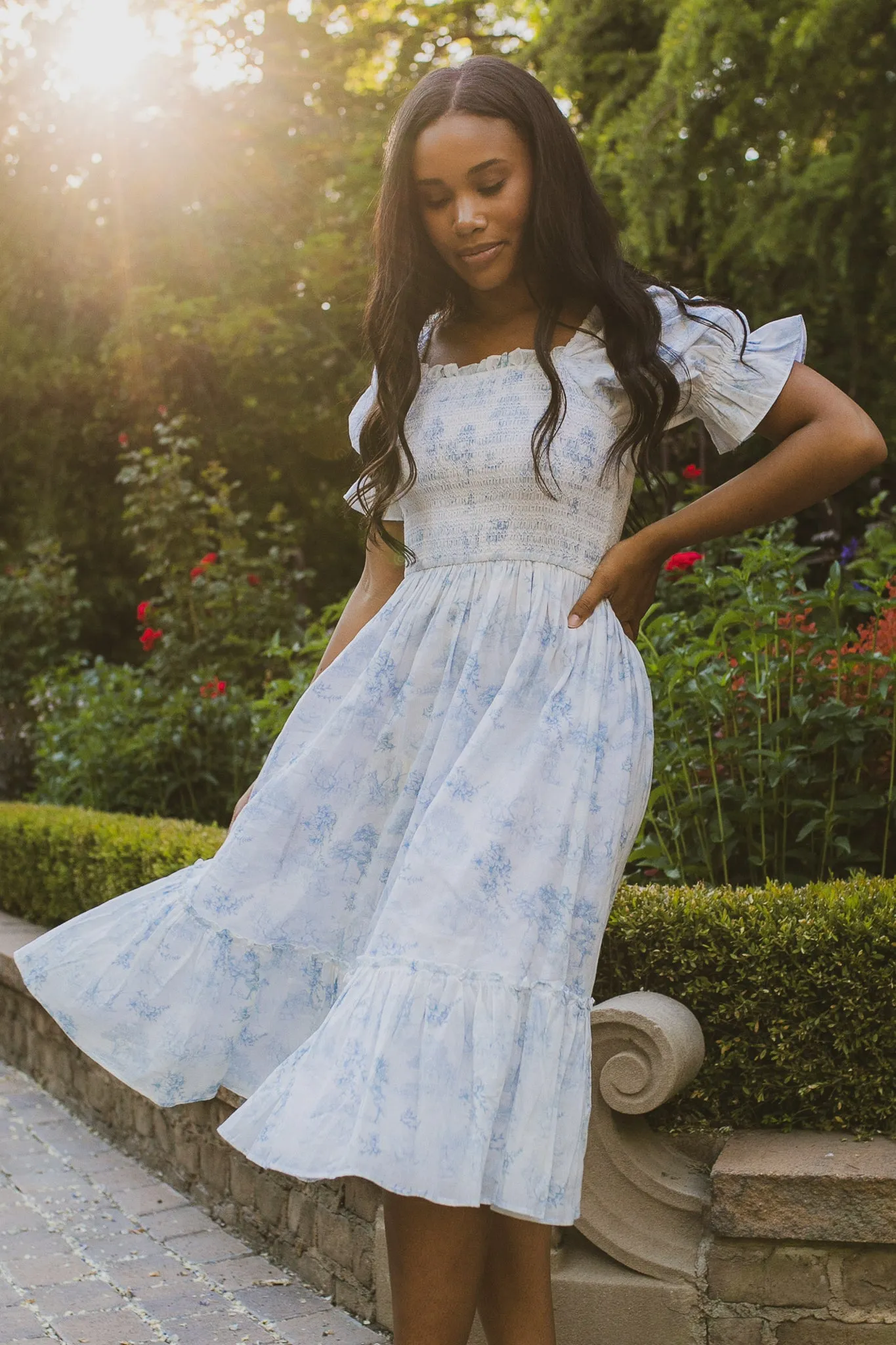 Valencia Dress sold by Ivy City Co product image thumbnail 2