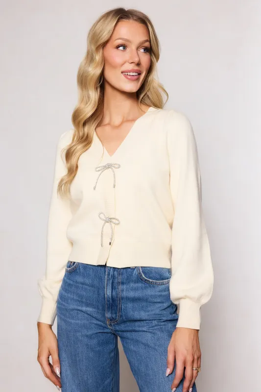 Illyria Sweater in Cream made by Ivy City Co