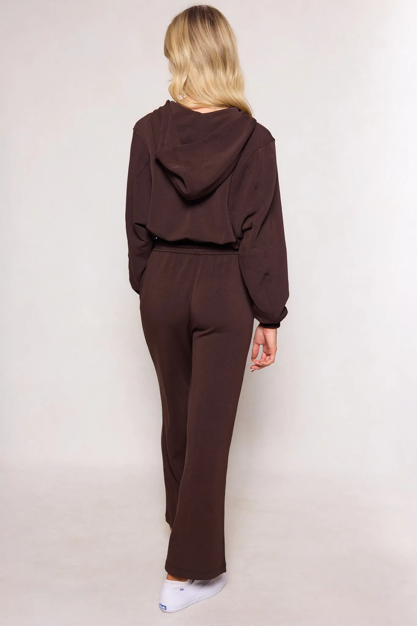 Amara Sweatpant in Espresso sold by Ivy City Co product image thumbnail 3