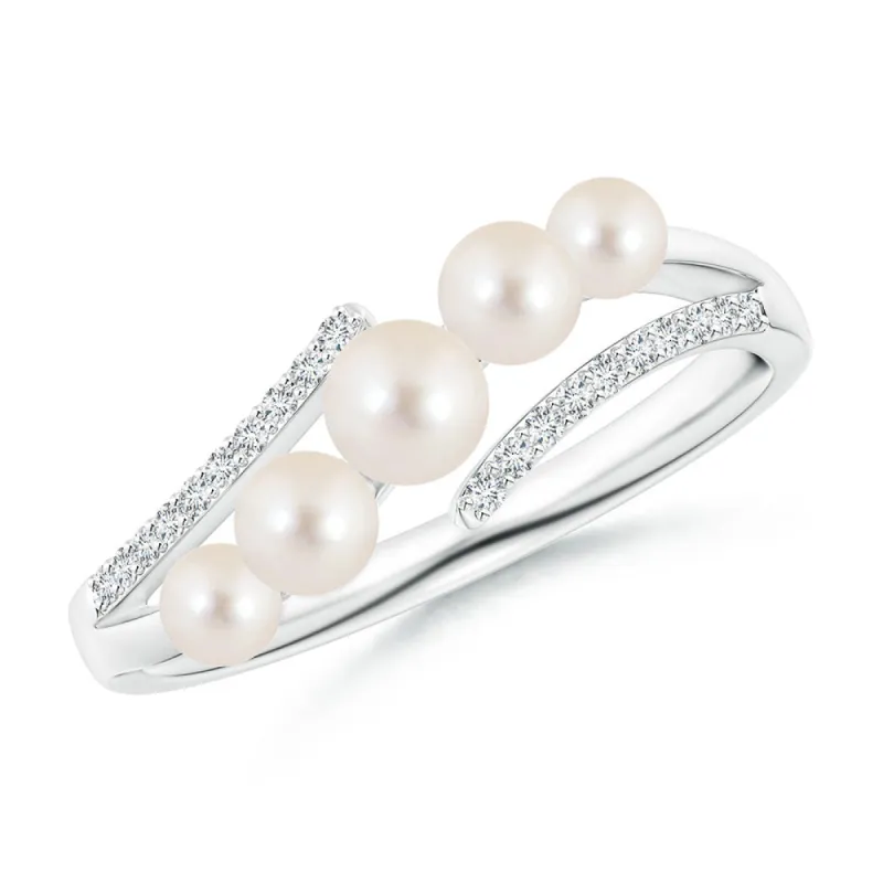 Graduated Five Freshwater Cultured Pearls Ring sold by MSBLUE Jewelry