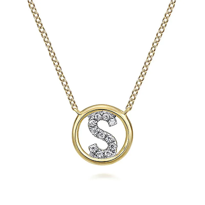 Round Pavé Initial S Pendant Necklace sold by MSBLUE Jewelry product image thumbnail 2