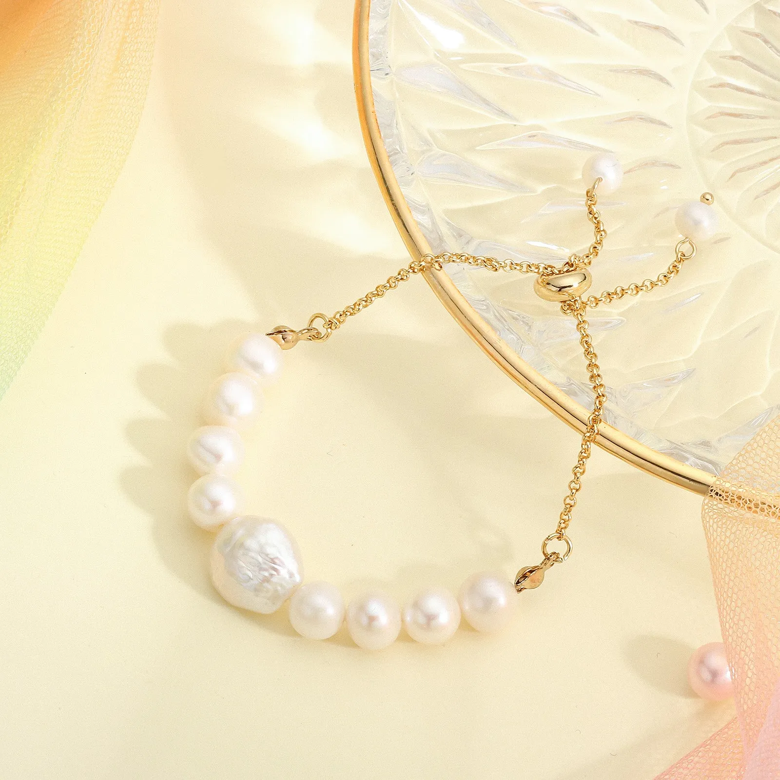 Baroque Pearl Bracelet sold by Selenichast product image thumbnail 5