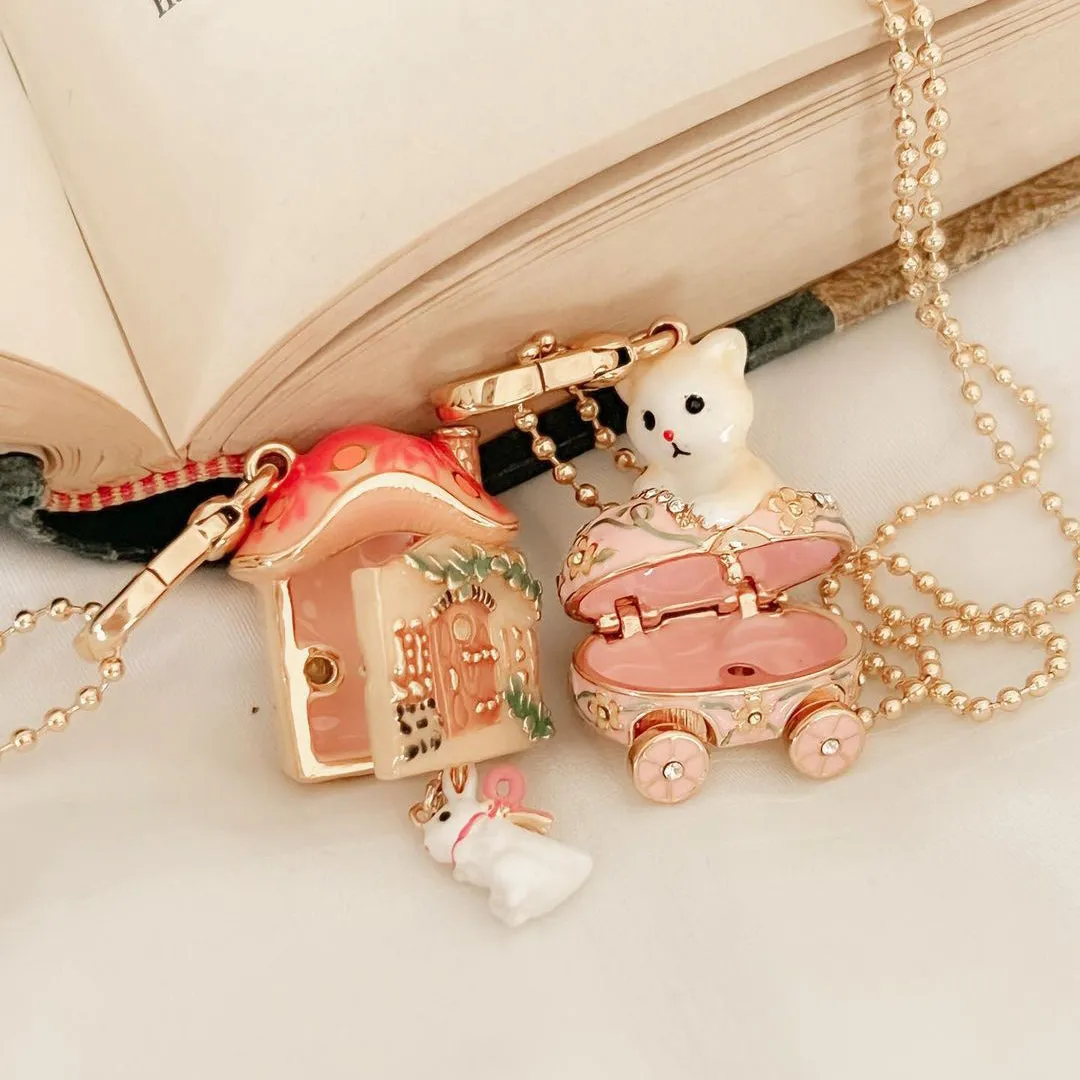 Kitten Stroller Pendant sold by Selenichast product image thumbnail 2