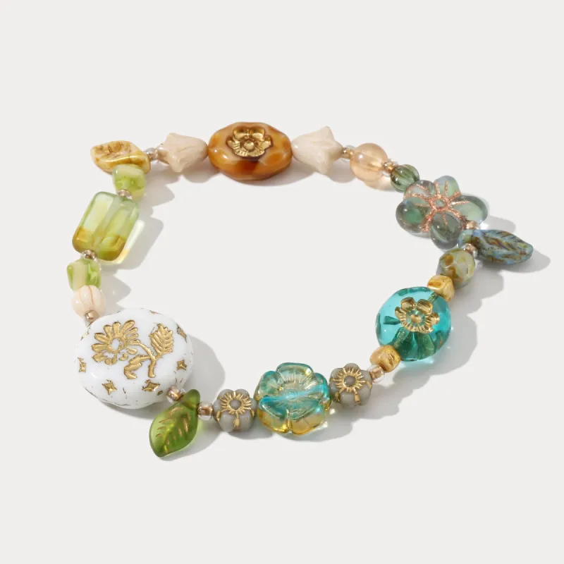 Beaded Flower Bracelet made by Selenichast