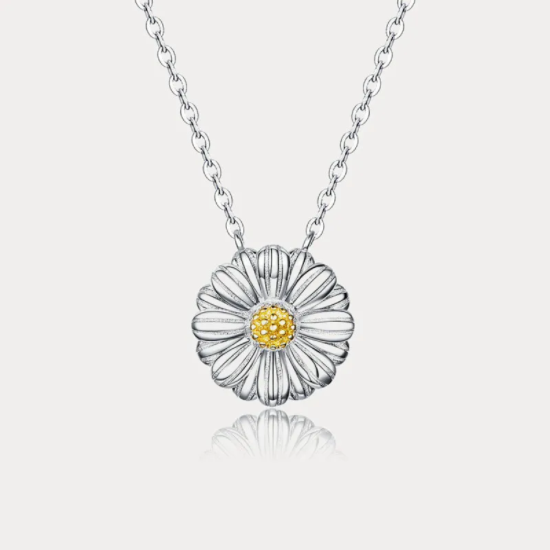 Daisy Necklace sold by Selenichast