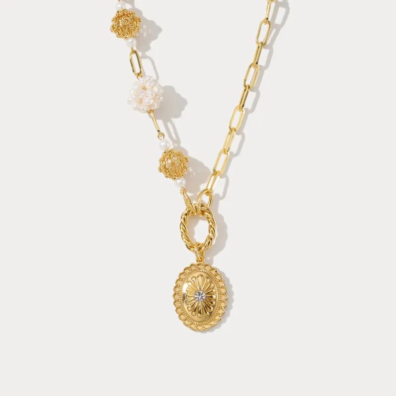 Daisy Pearl Necklace sold by Selenichast
