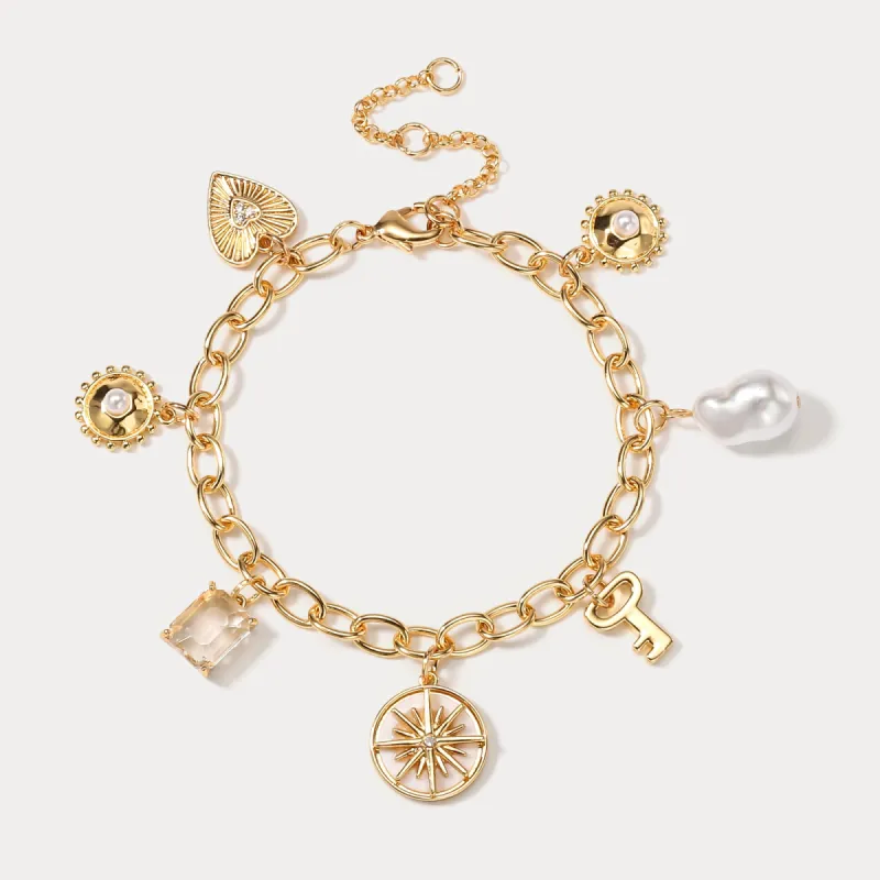 Love Star Bracelet sold by Selenichast