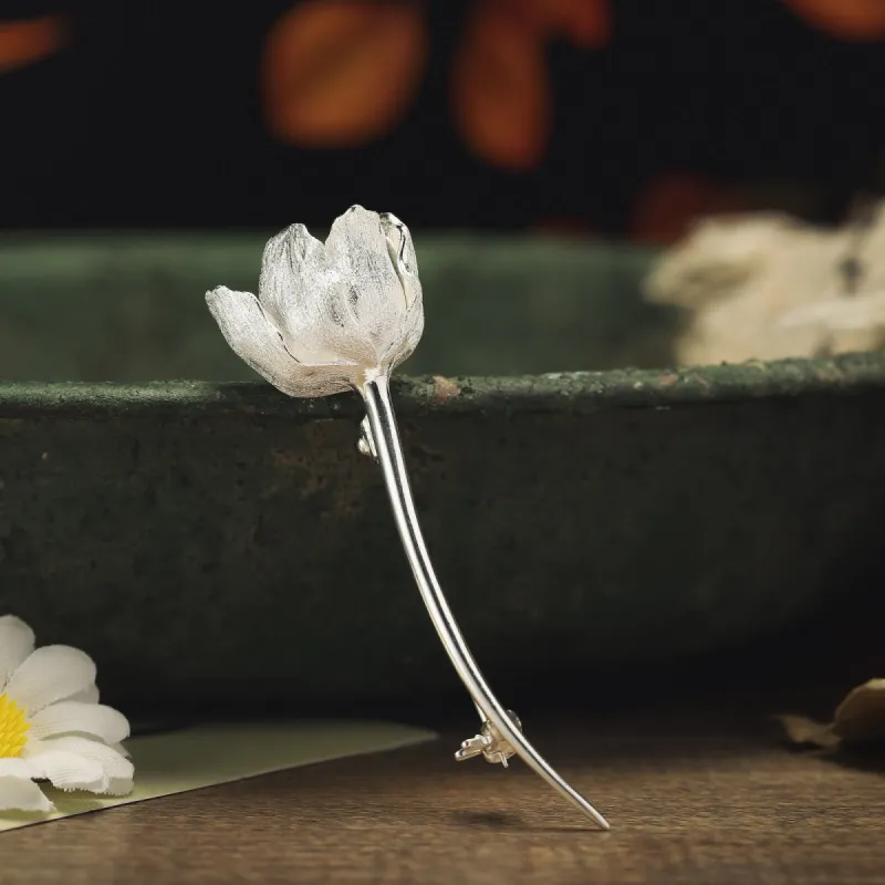 Tulip Brooch sold by Selenichast