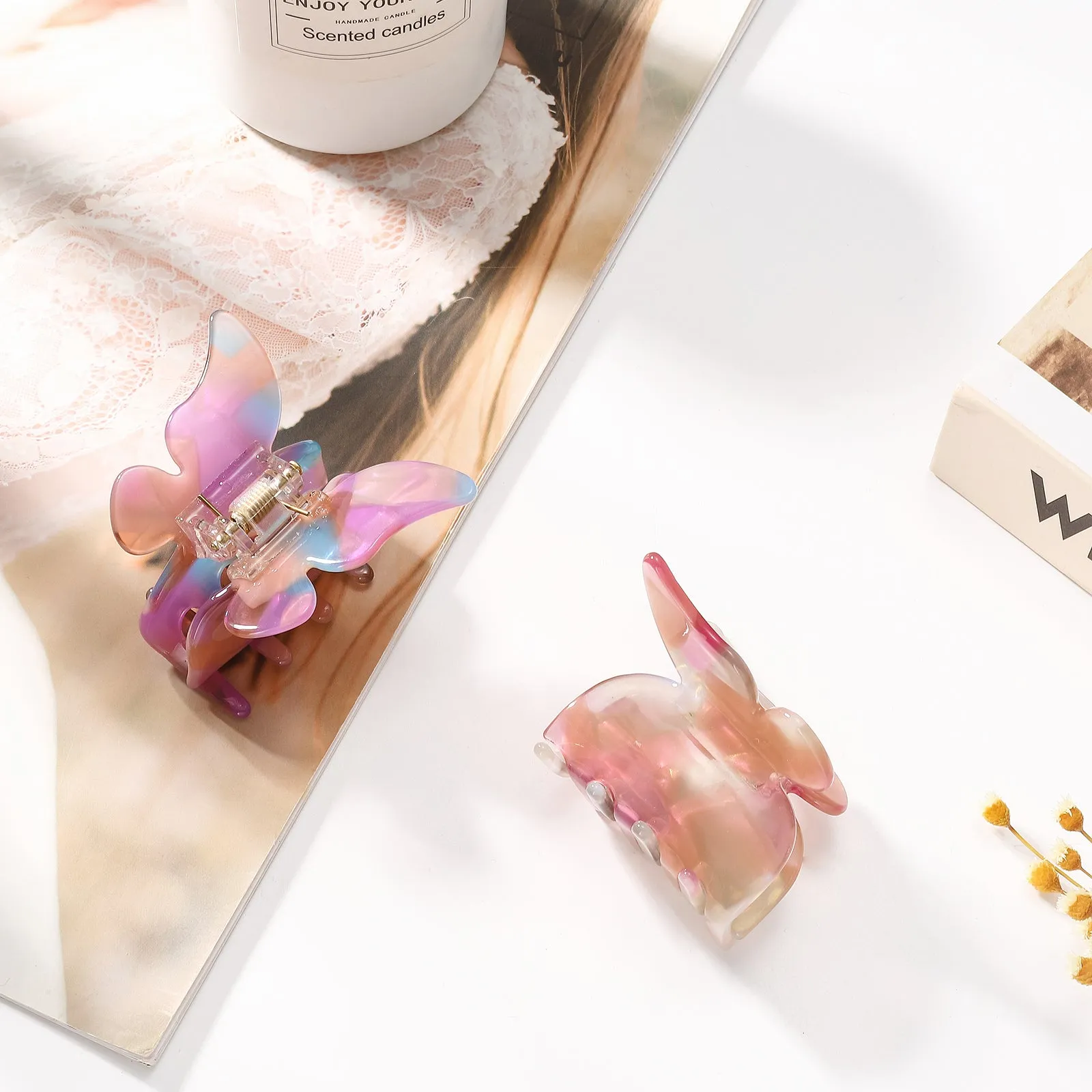 Butterfly Colorblock Claw Clips sold by Selenichast product image thumbnail 2