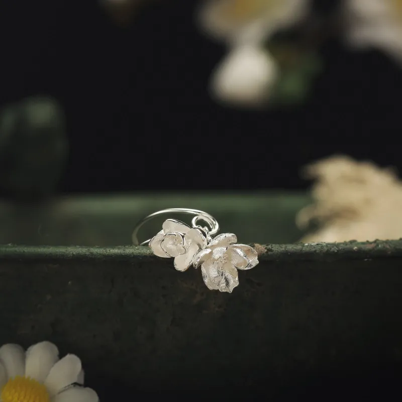 Jasmine Pin Ring sold by Selenichast